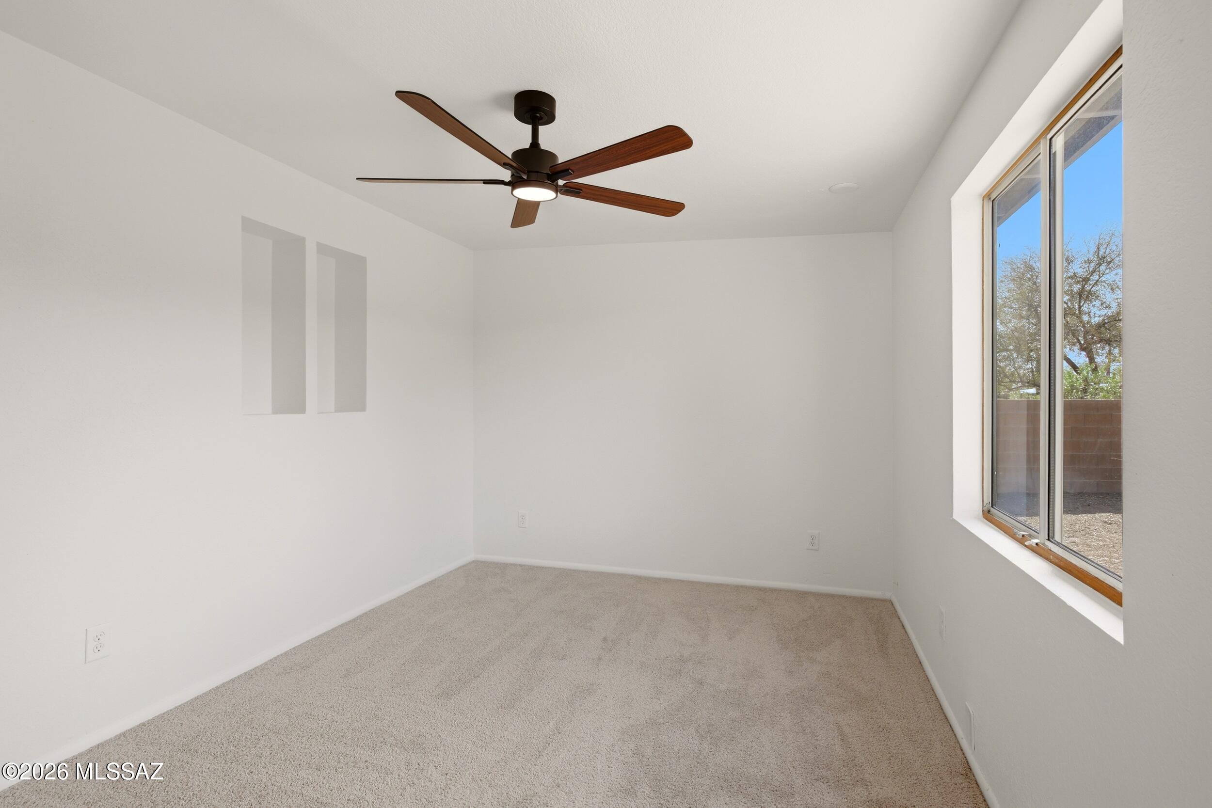 Casas Adobes Park (416-540) - Residential