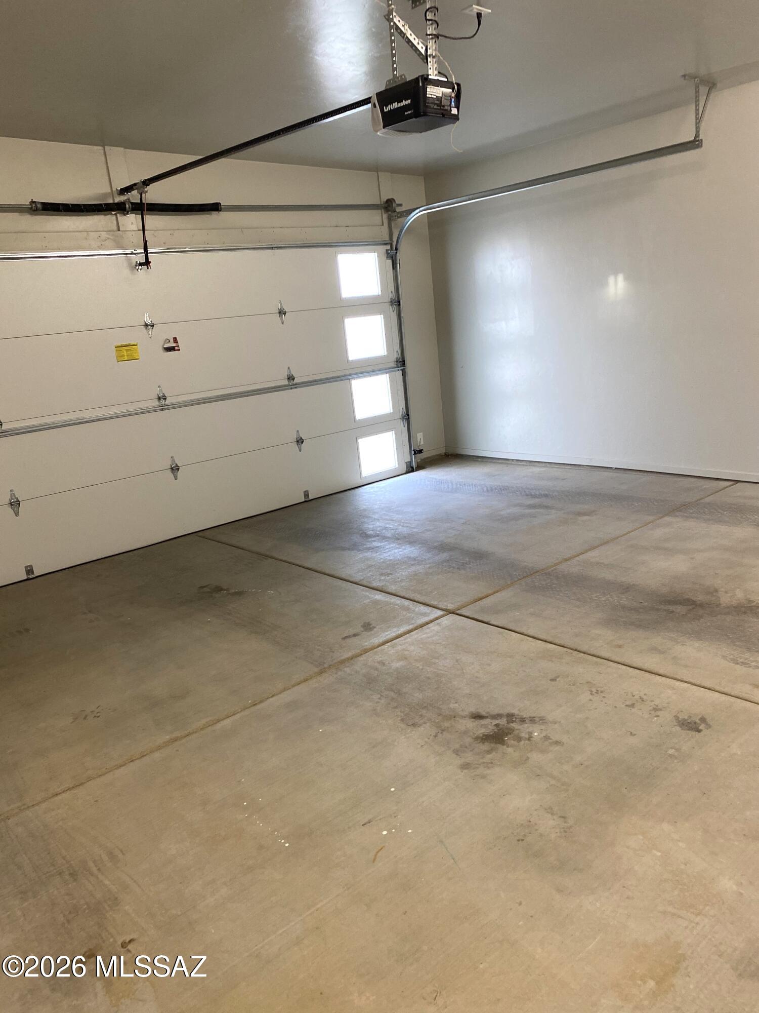 Silverbell West (1-92) - Residential Lease