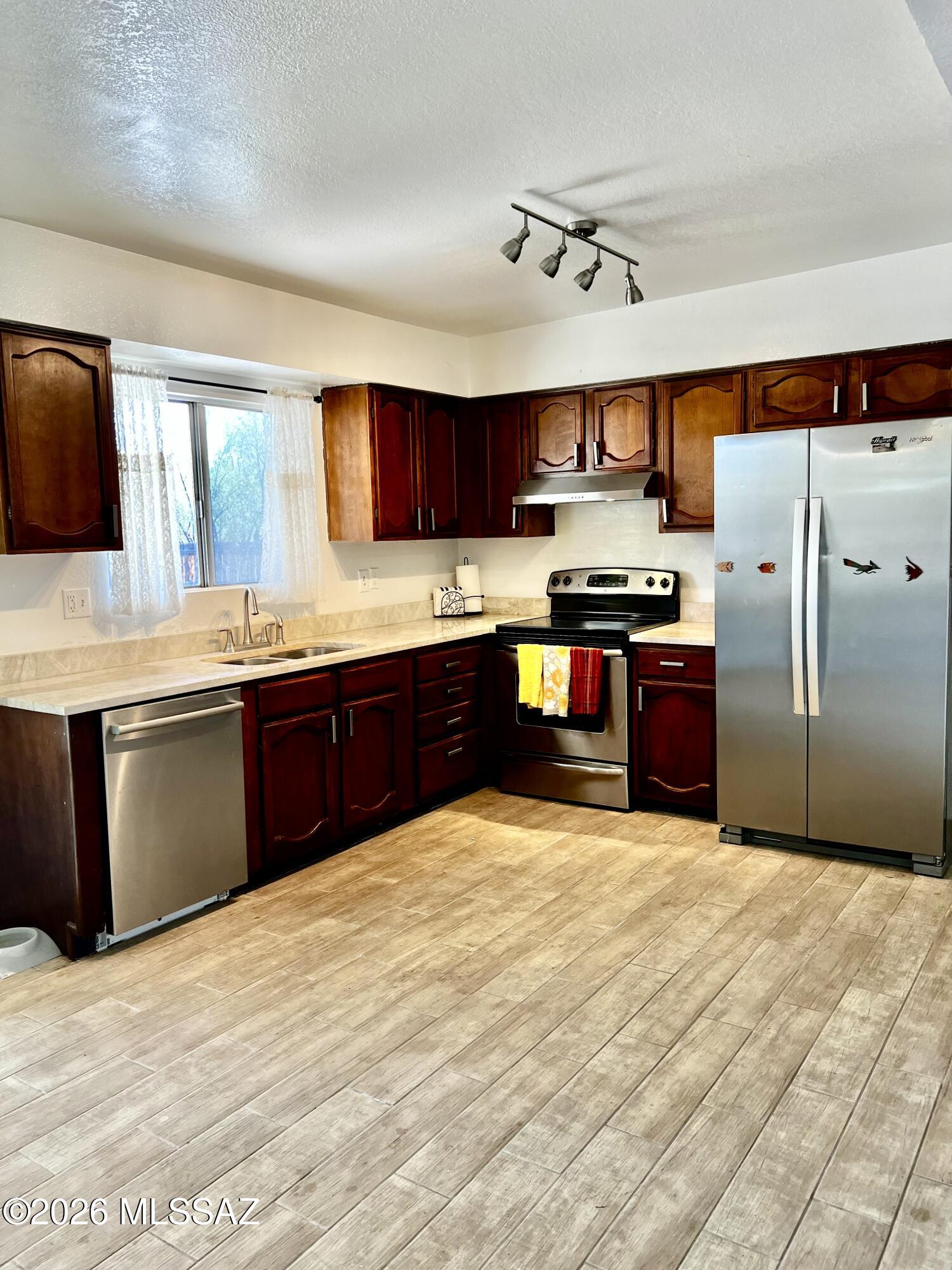 New Day West (1-105) - Residential
