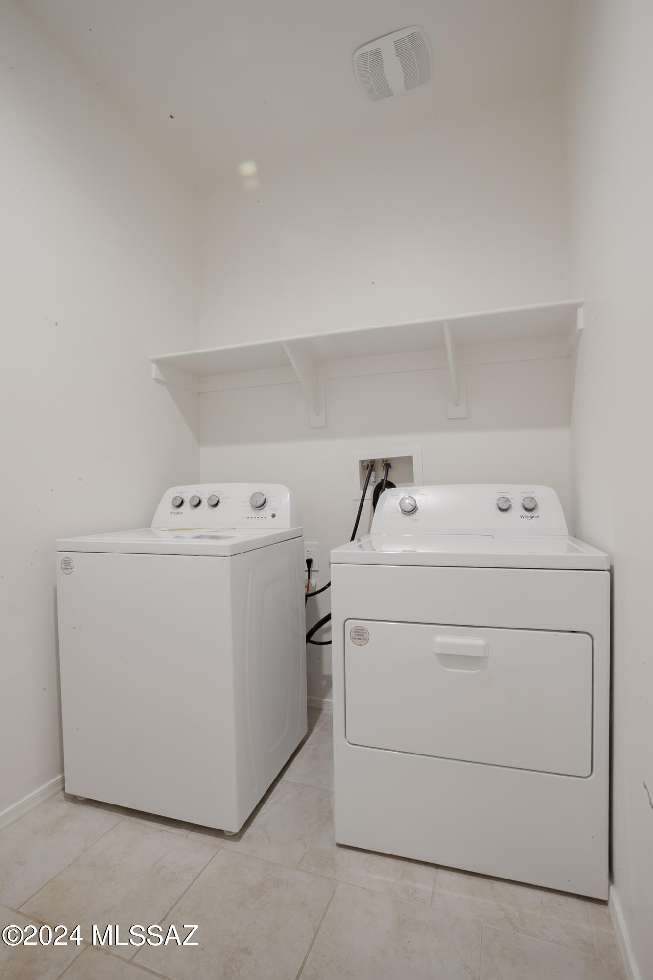 Saguaro Bloom SQ20180540069 - Residential