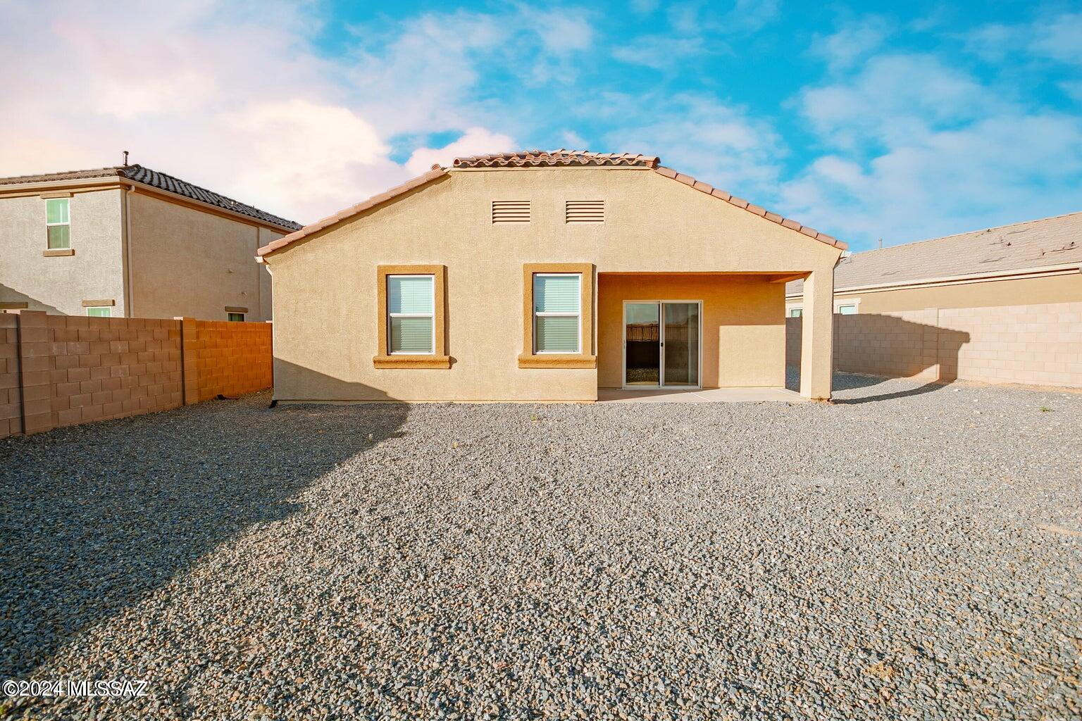 Saguaro Bloom SQ20180540069 - Residential
