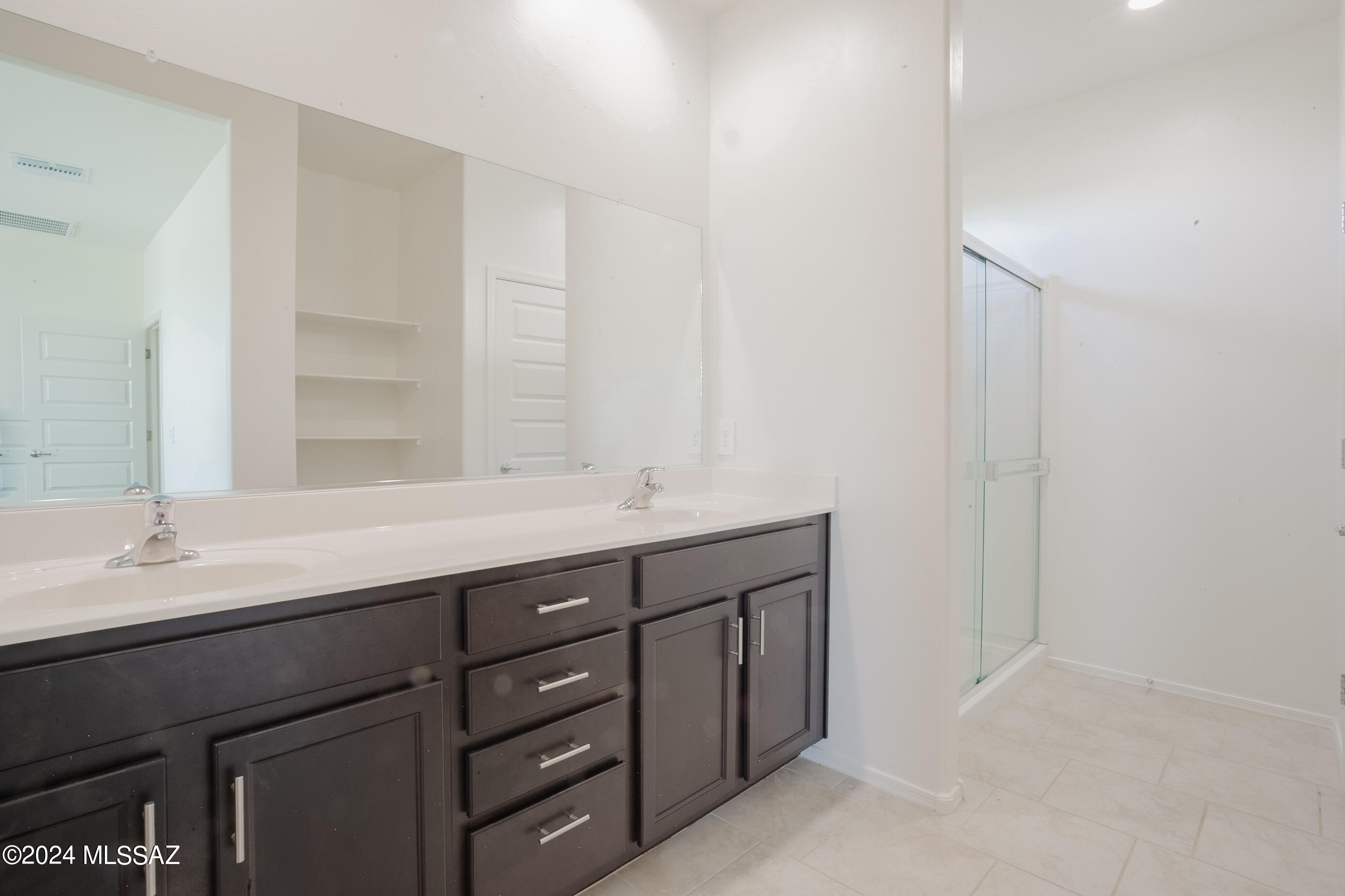 Saguaro Bloom SQ20180540069 - Residential