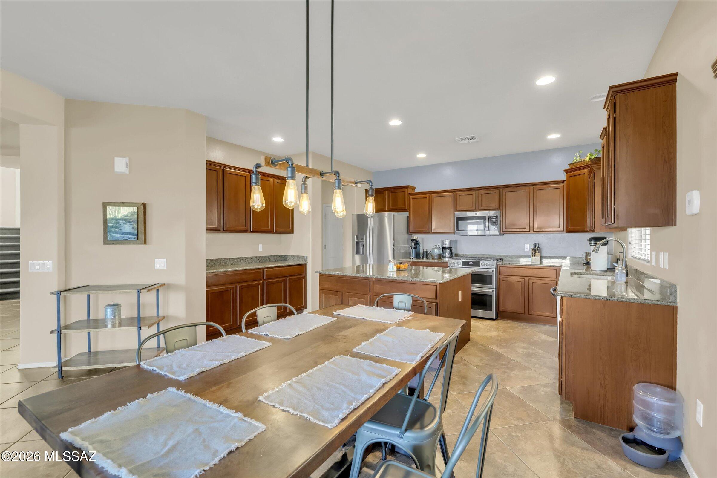 Sierra Morado Unit 2 West - Residential