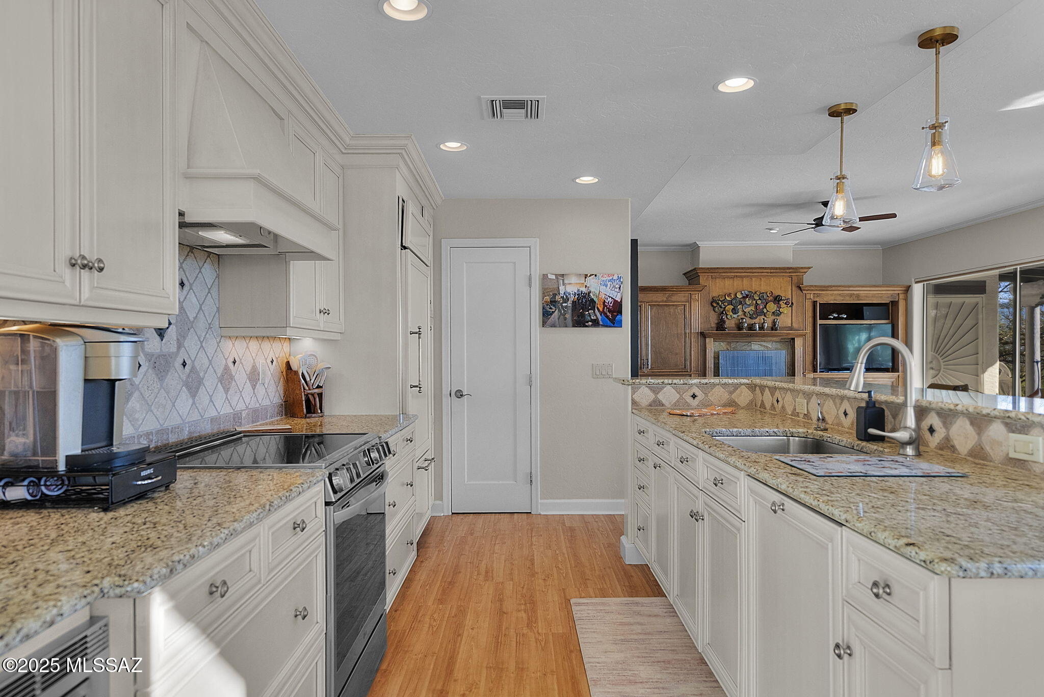 Aliso Springs - Residential