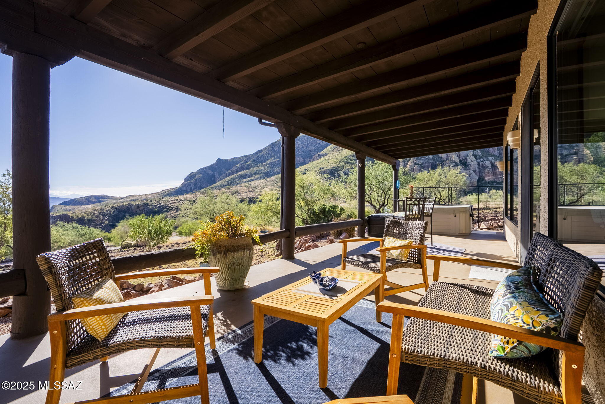 Aliso Springs - Residential