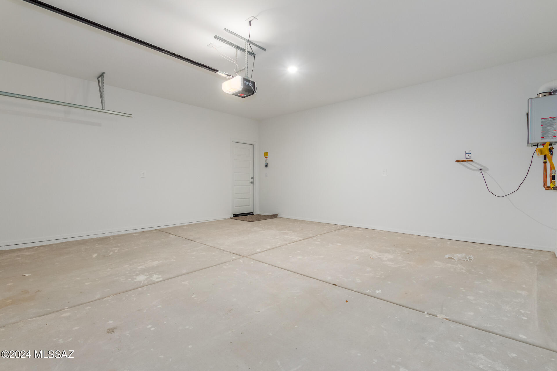 Saguaro Bloom SQ20180540069 - Residential