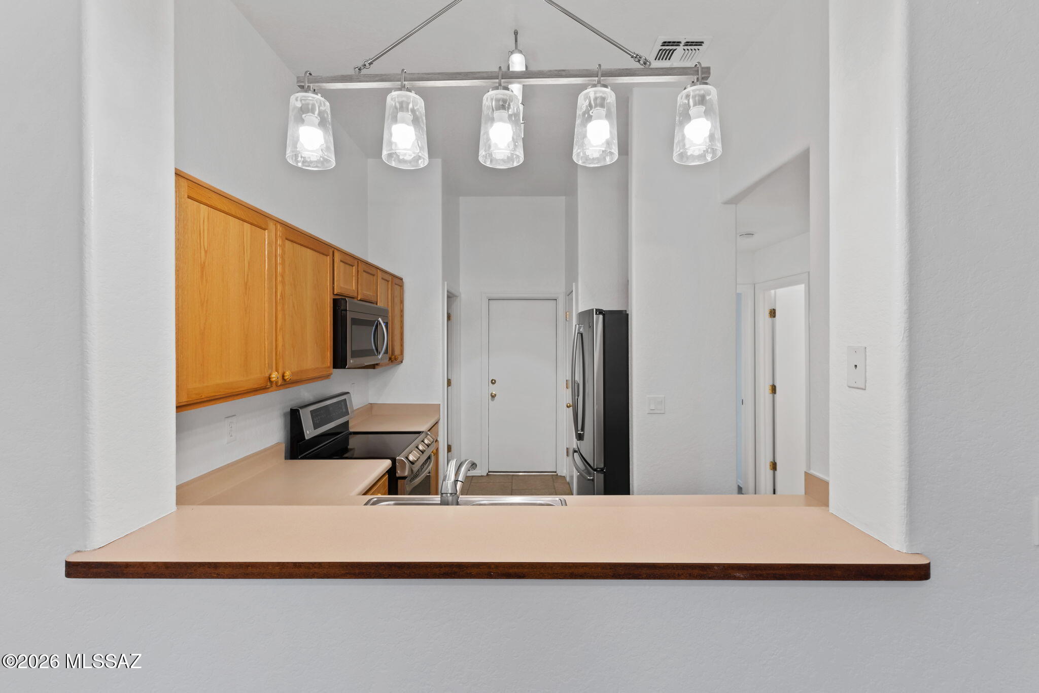 Campana De Plata (1-77) - Residential