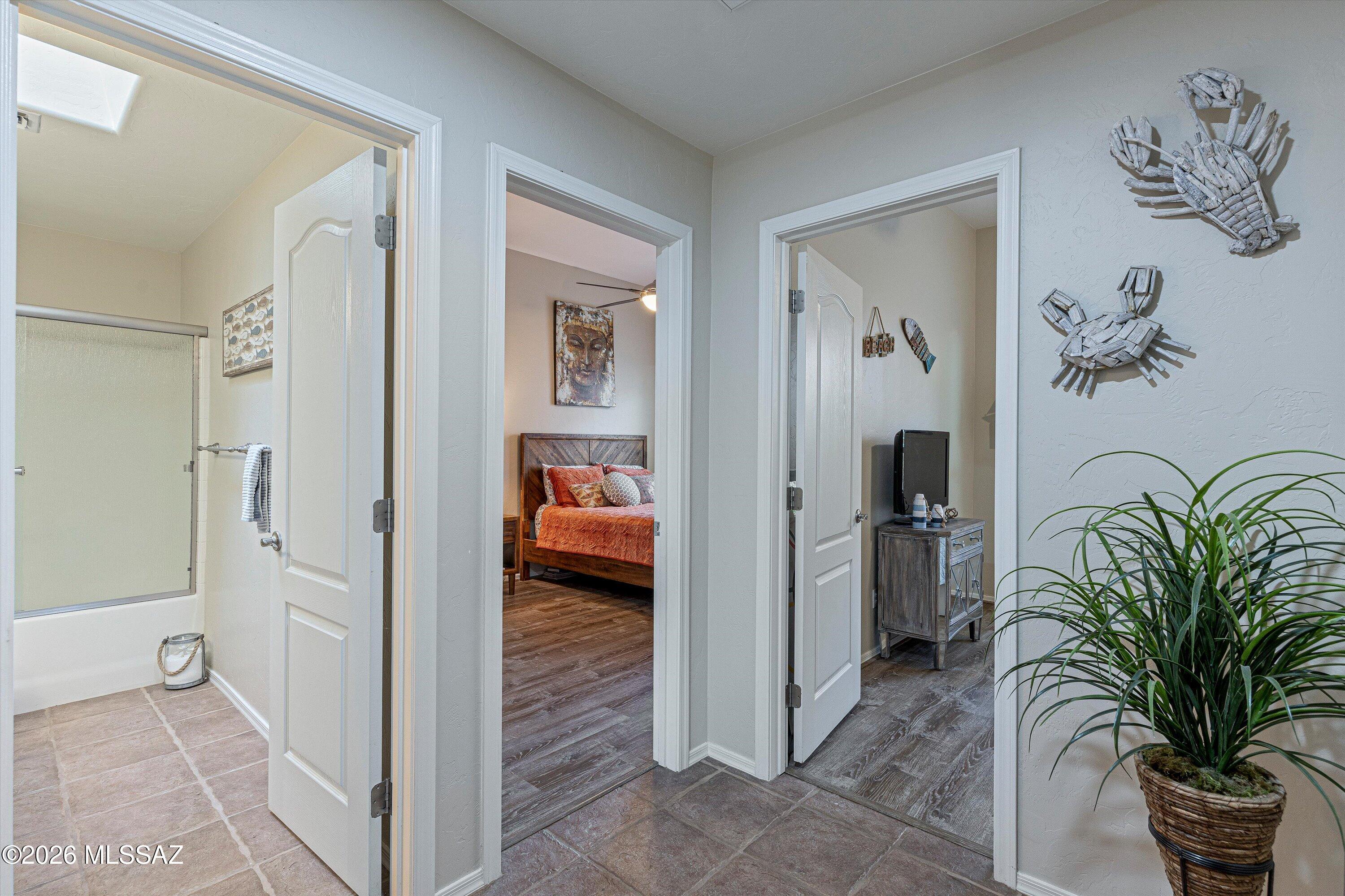 Marquette Place (1-44) - Residential