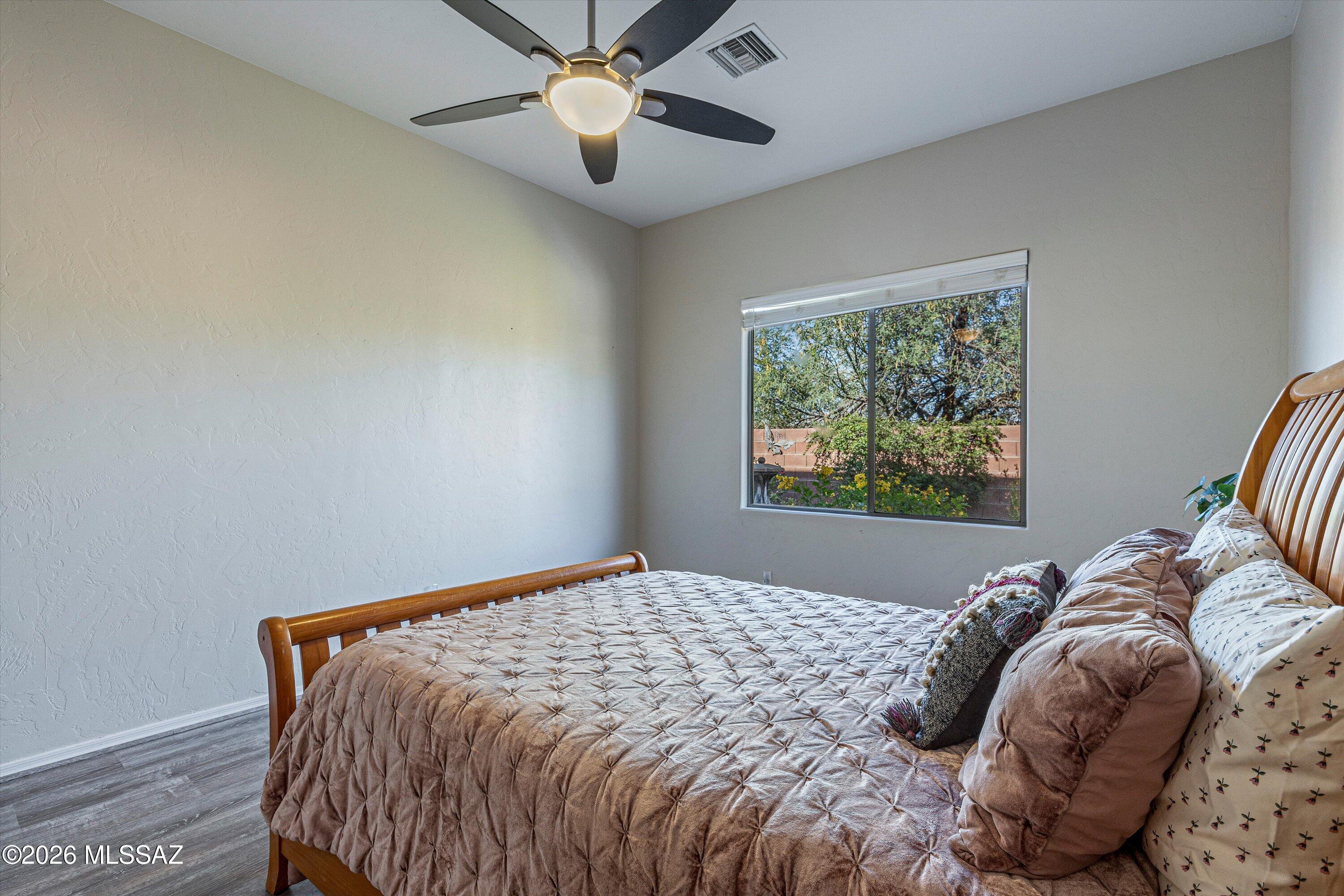 Marquette Place (1-44) - Residential