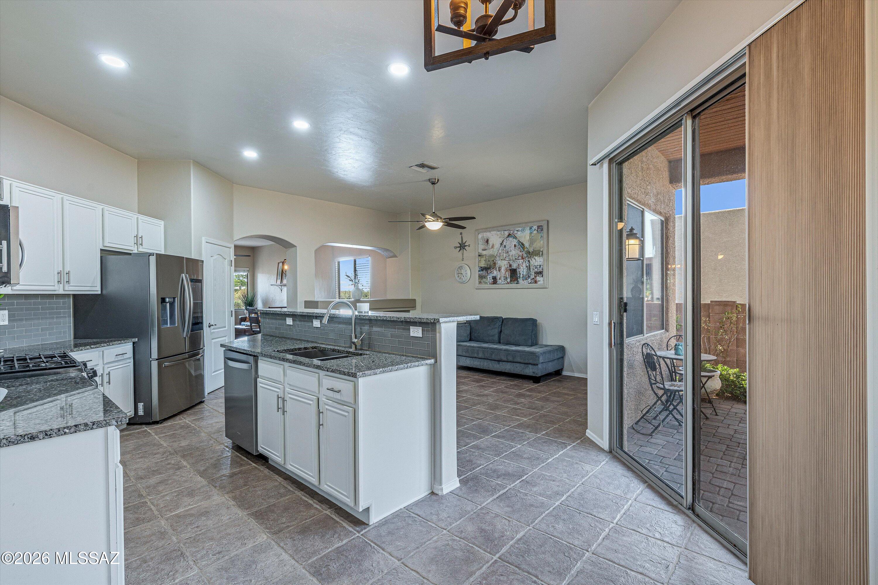 Marquette Place (1-44) - Residential