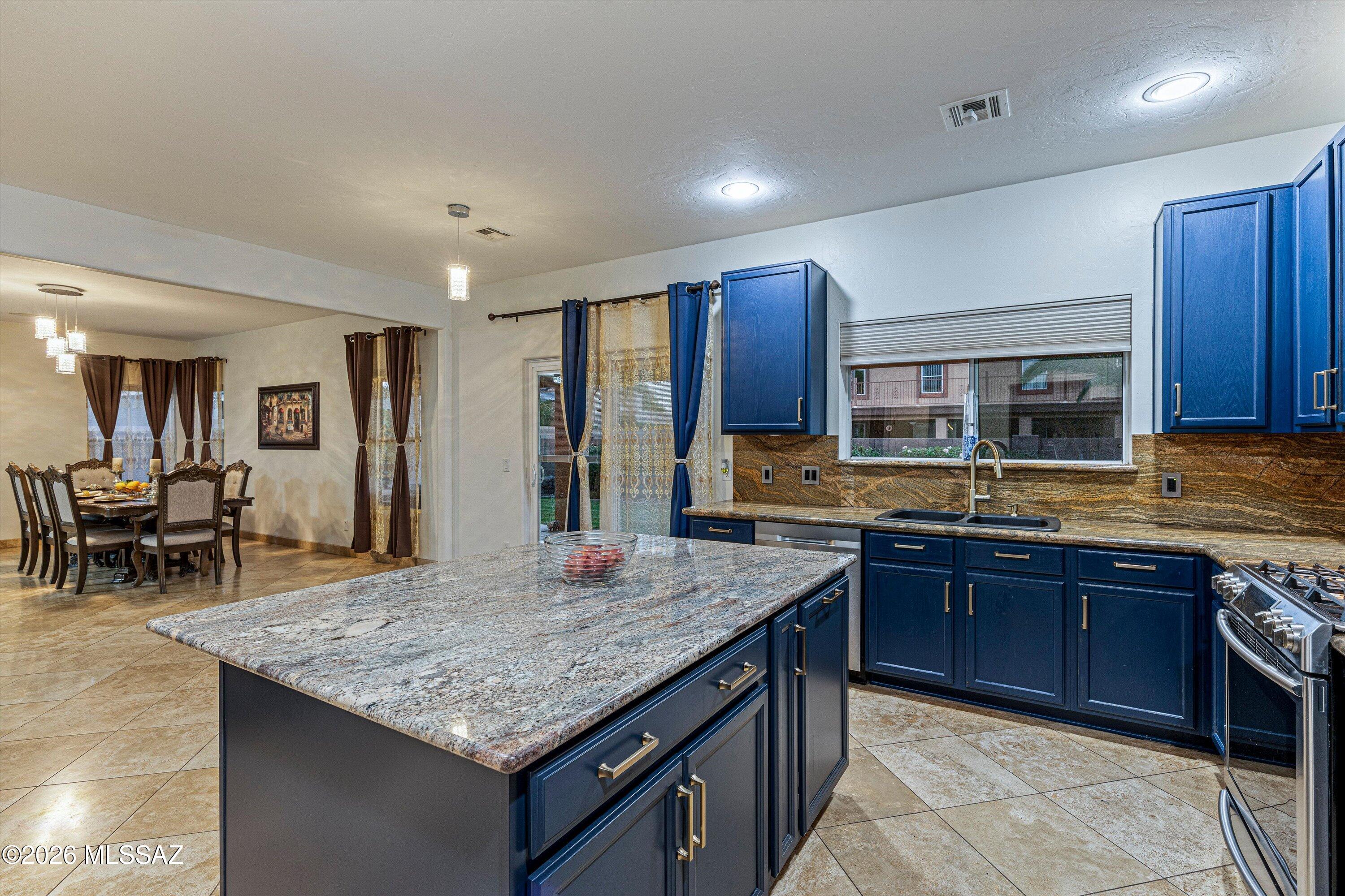 Black Horse (1-411) - Residential