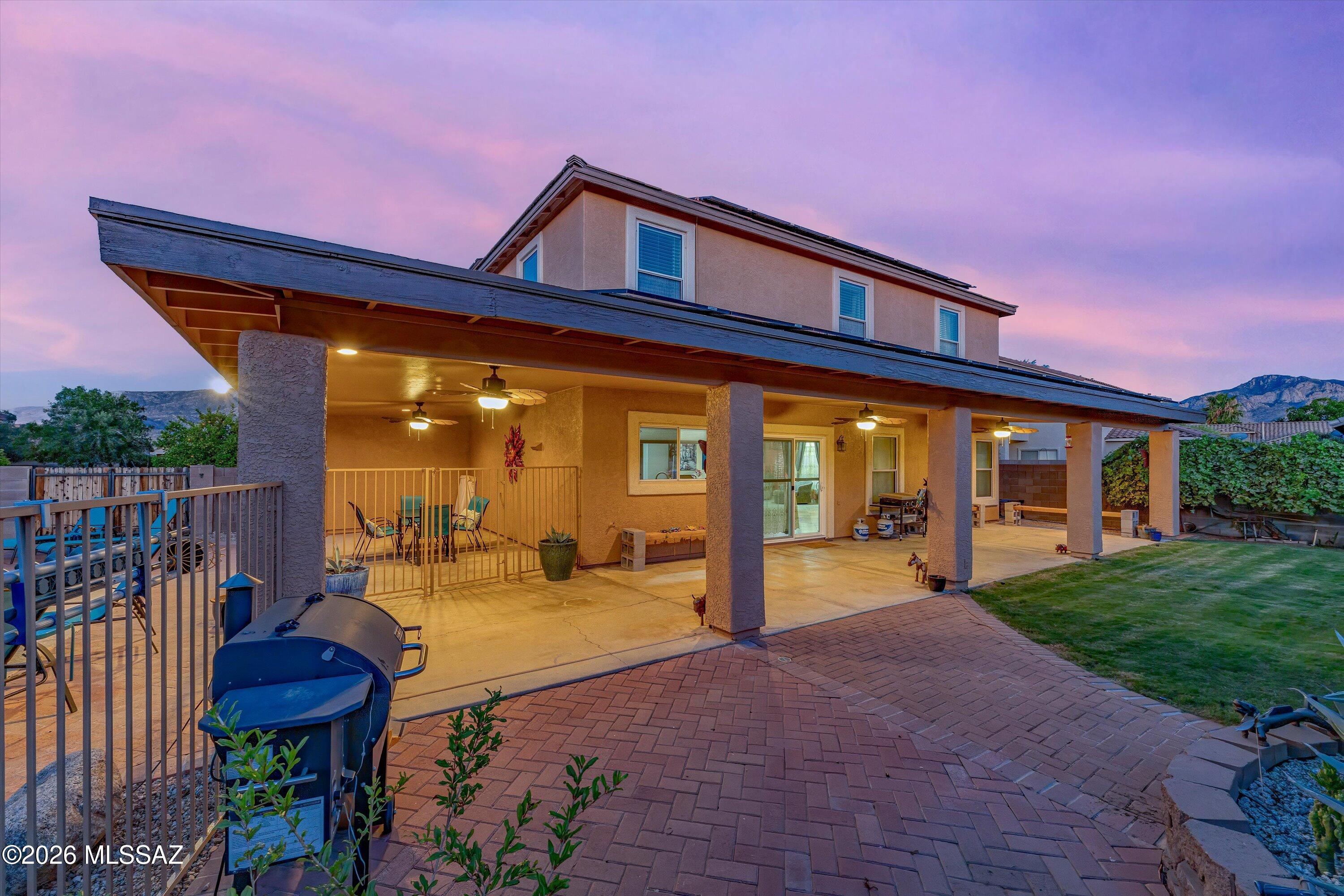 Black Horse (1-411) - Residential