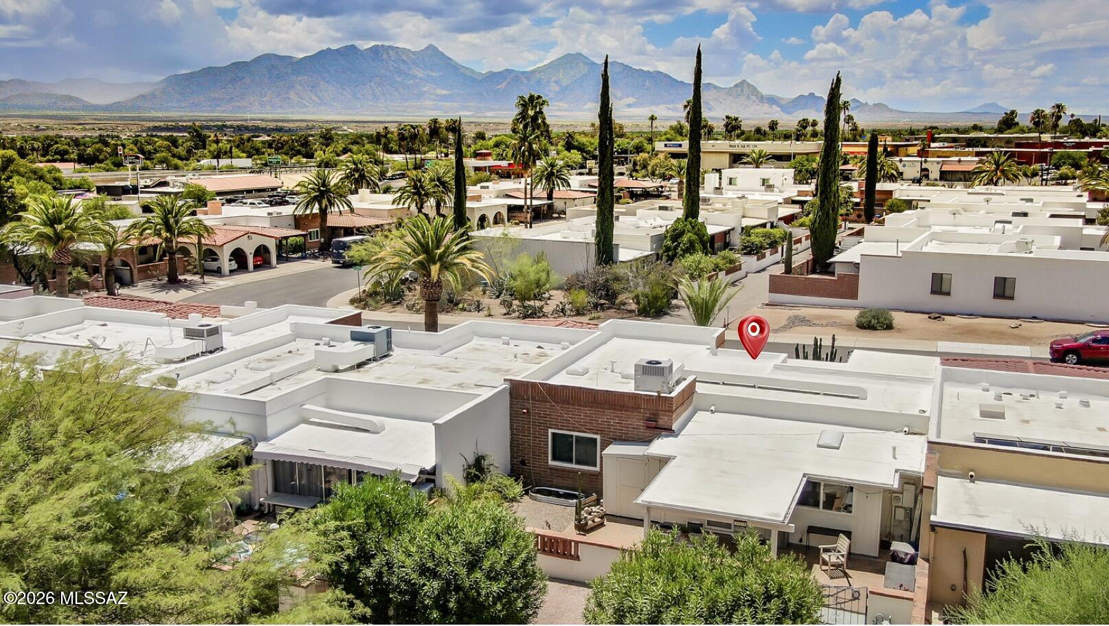 Green Valley Townhouses - Residential