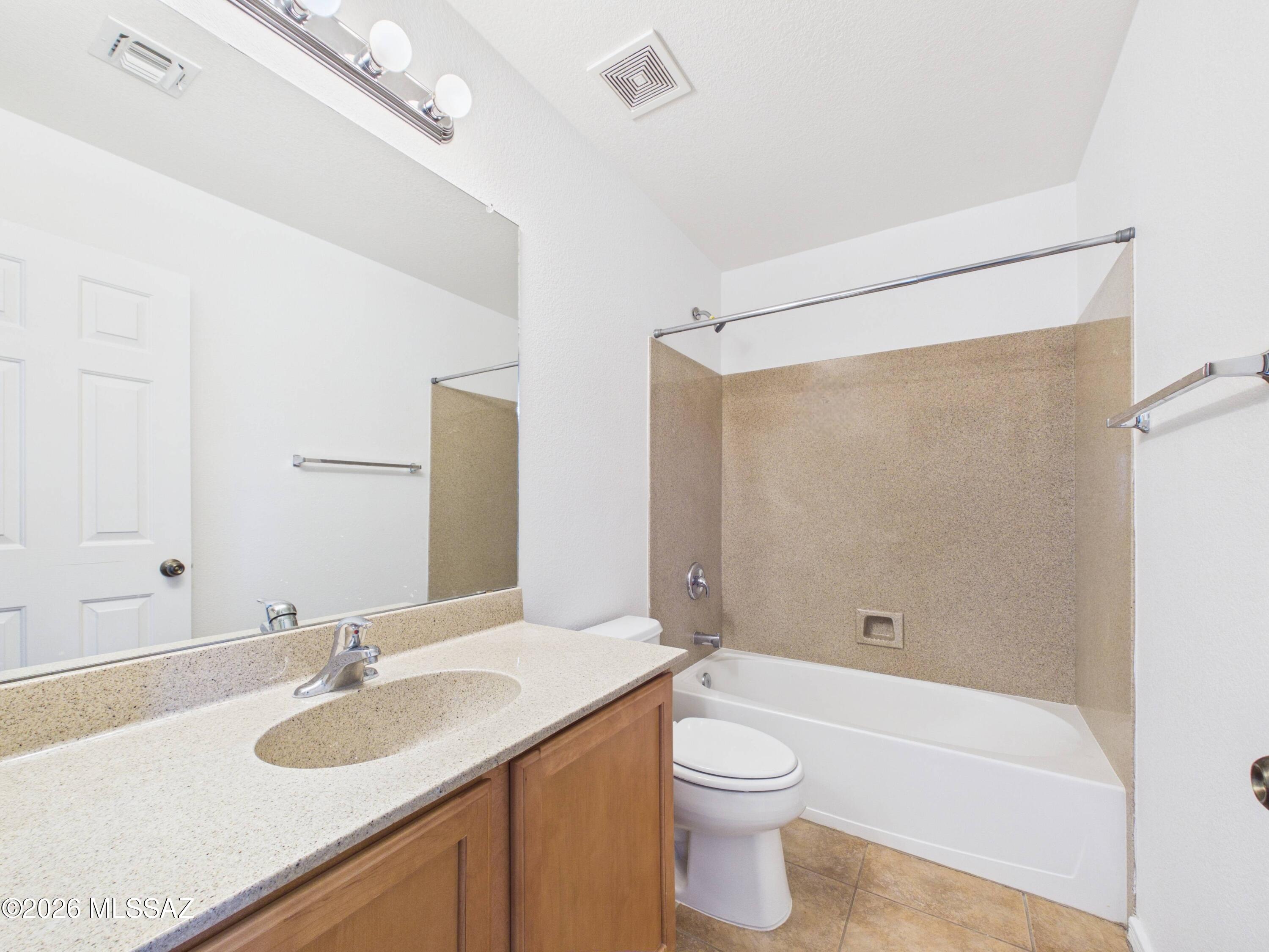 Presidio De Cancion (1-200) - Residential