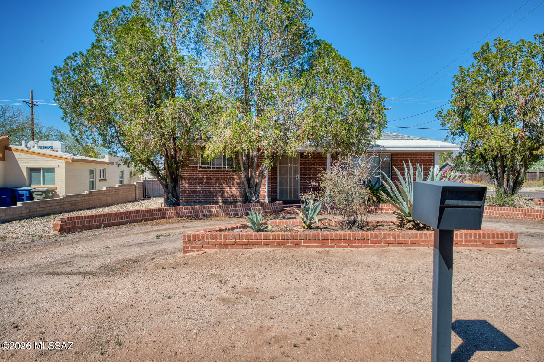 Broadway Manor - Residential