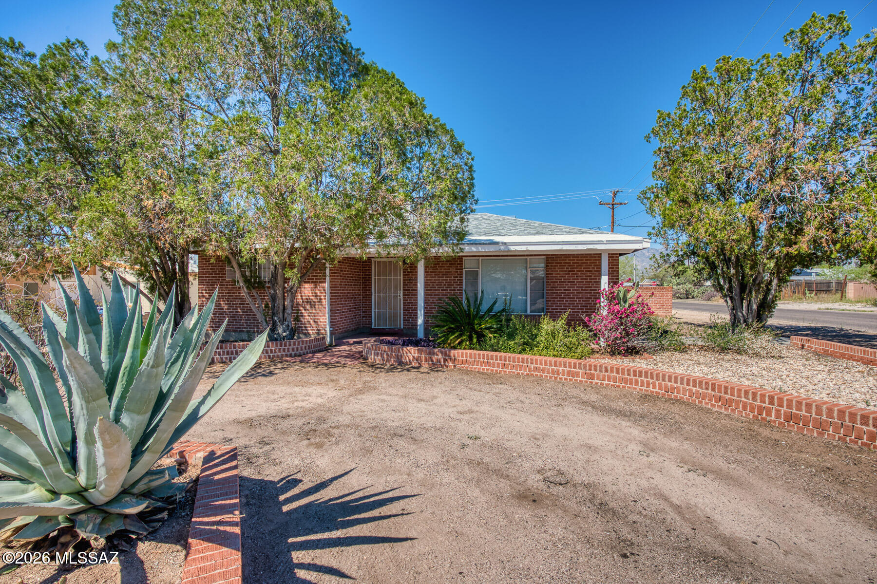 Broadway Manor - Residential