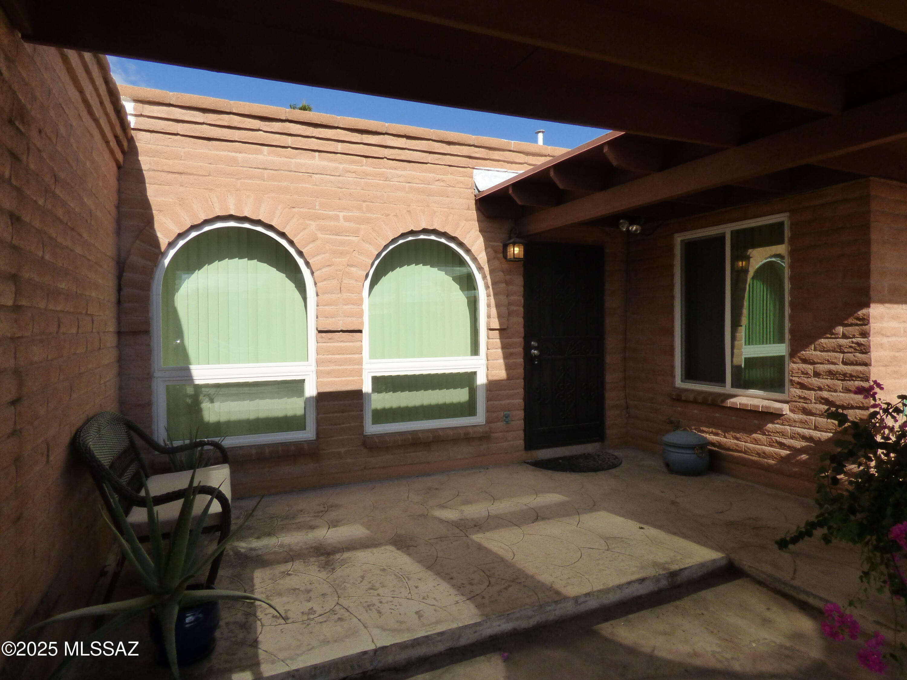 Villa La Estela Garden Townhouses (1-76) - Residential Lease