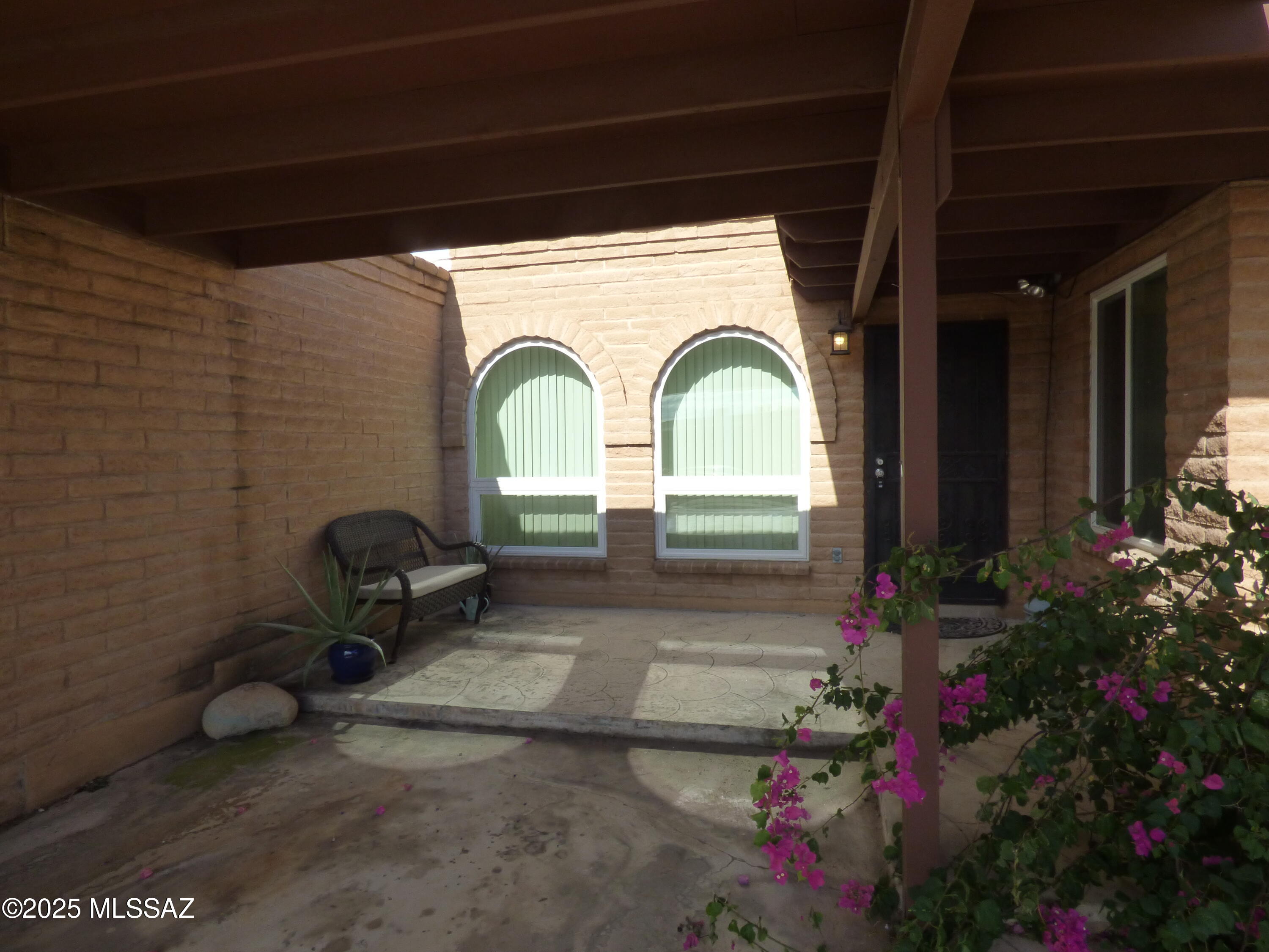 Villa La Estela Garden Townhouses (1-76) - Residential Lease