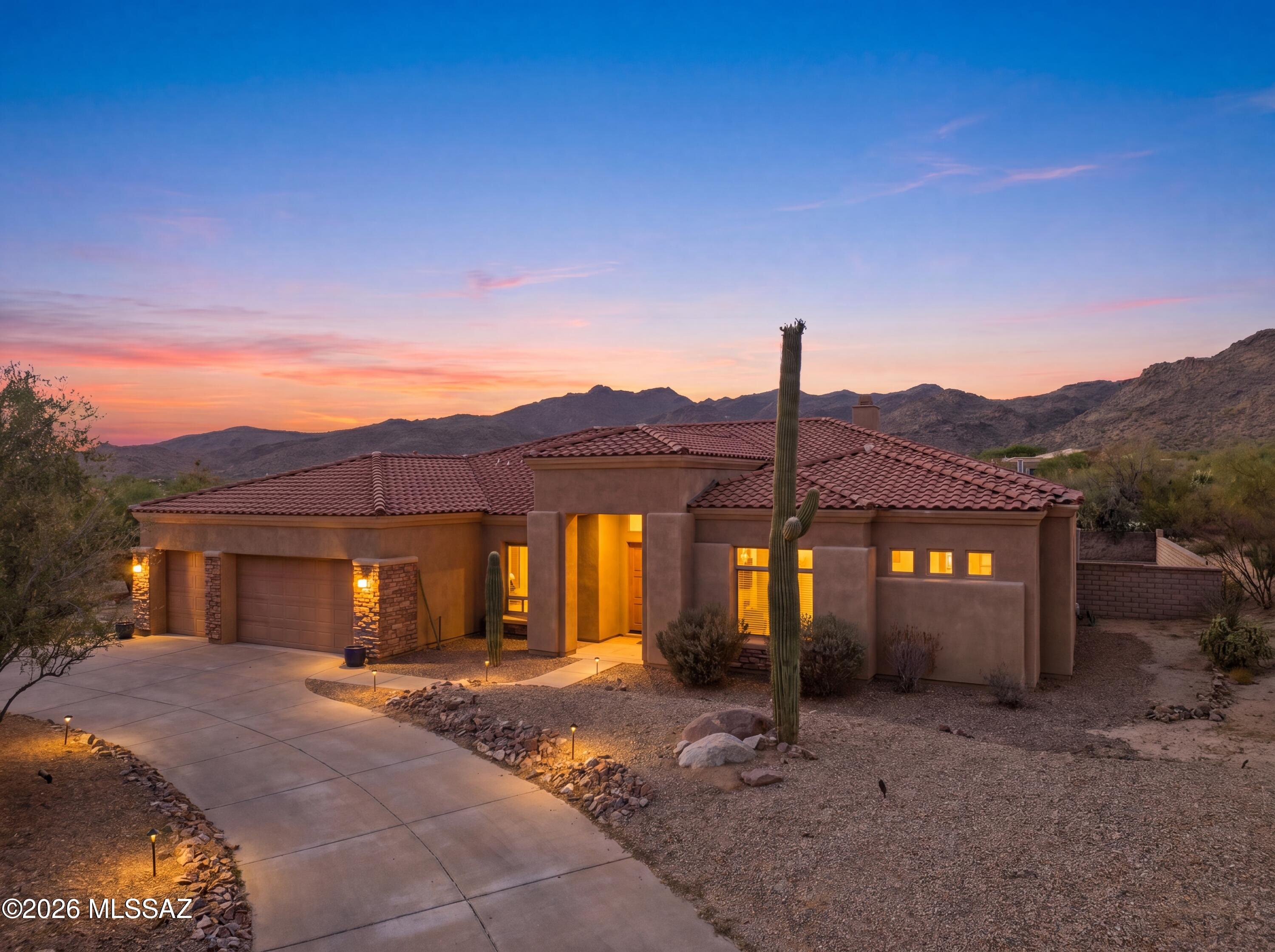 Dos Lagos at Dove Mountain (1-91) - Residential
