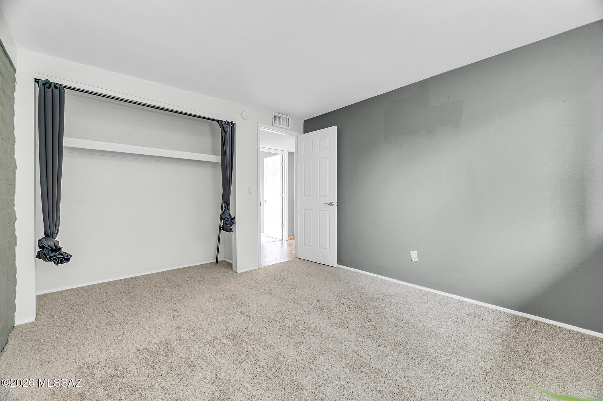 Hidden Hills (104-200) - Residential