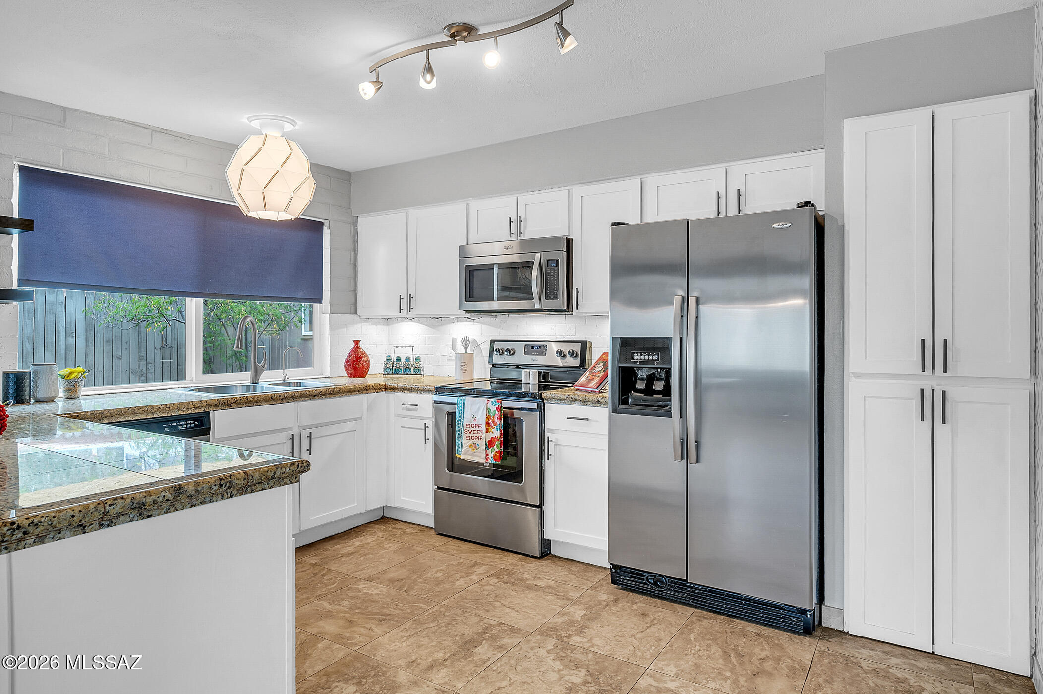 Hidden Hills (104-200) - Residential
