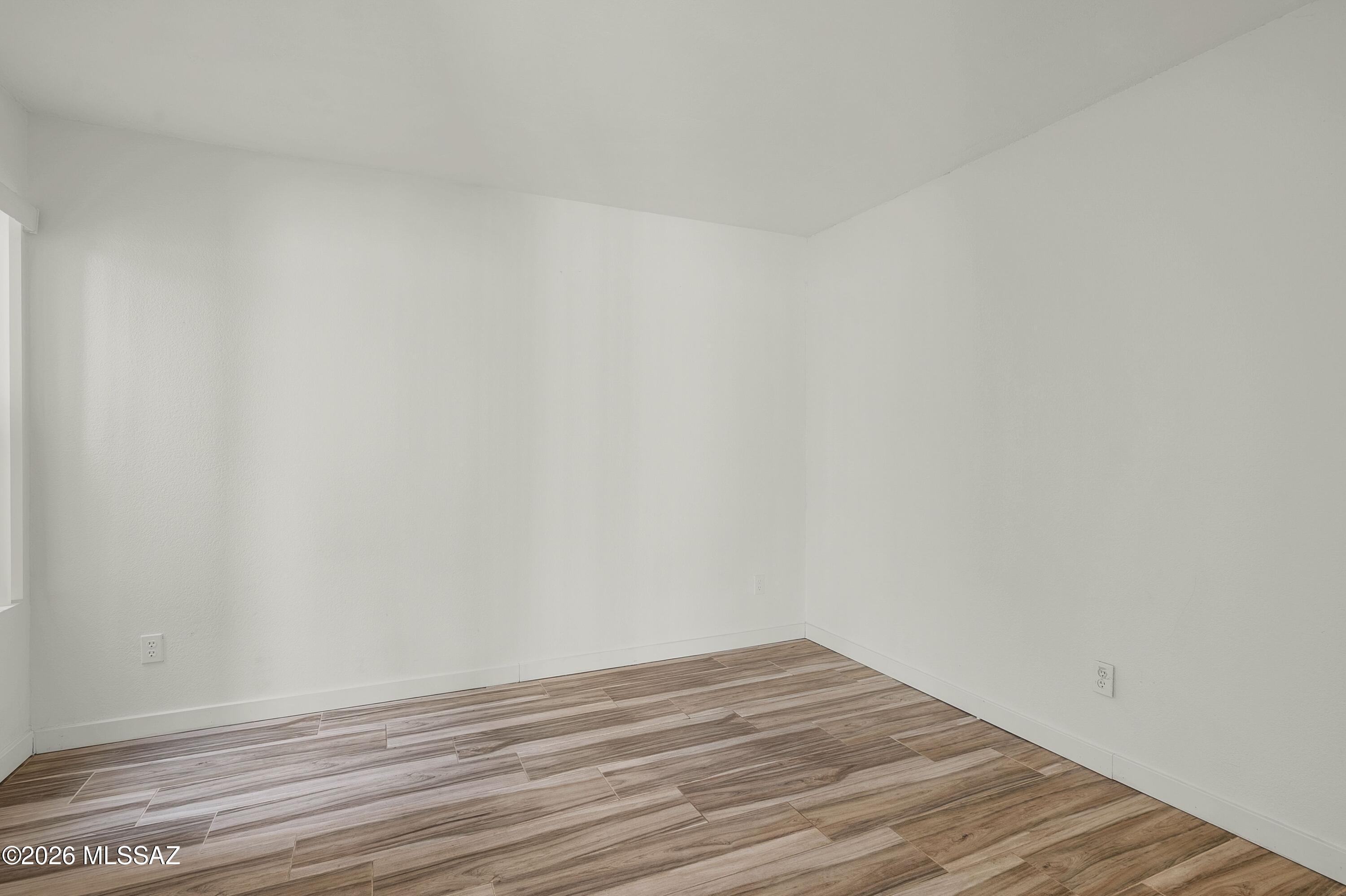 Casa Gallego (1-76) - Residential