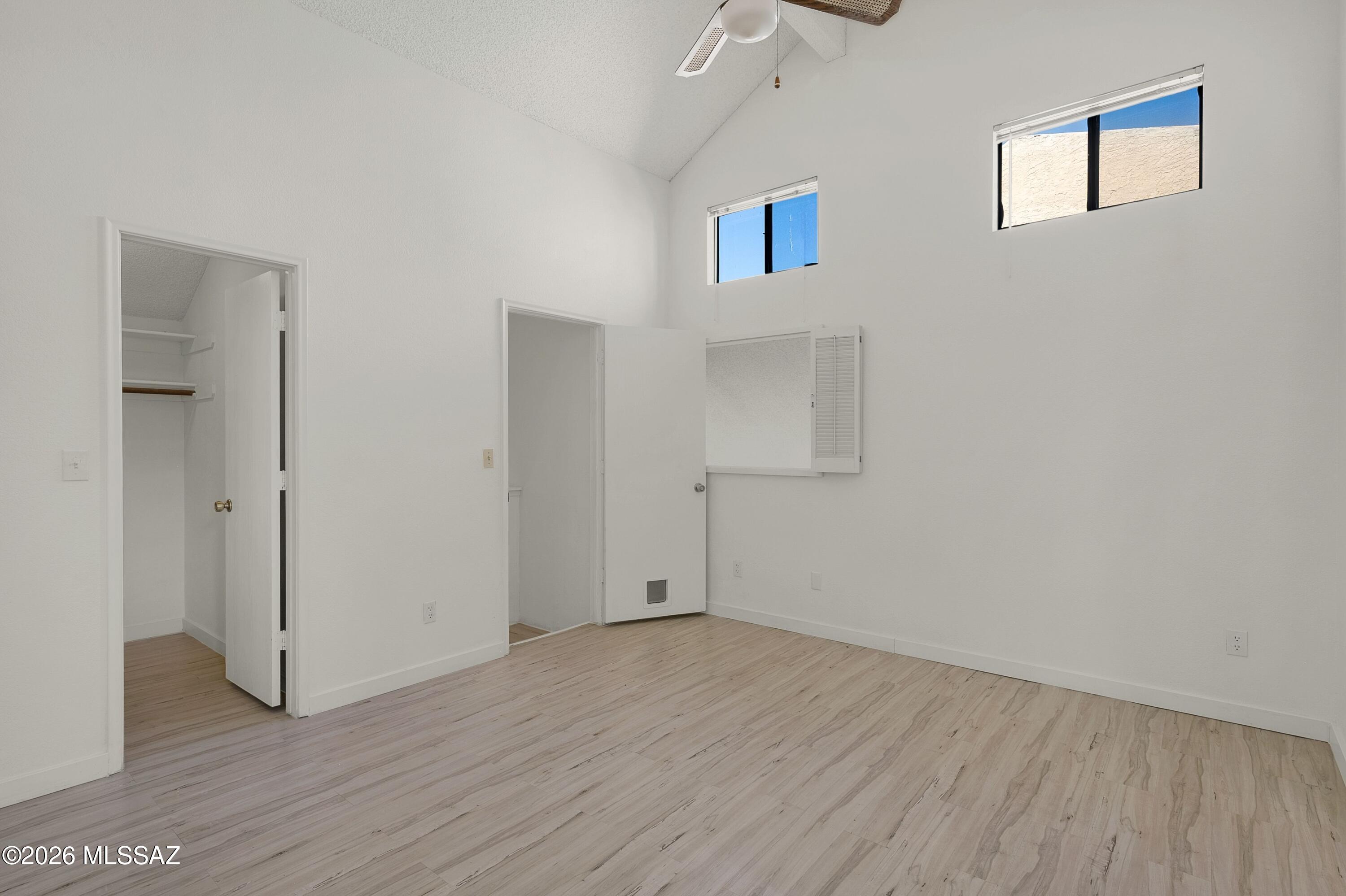 Casa Gallego (1-76) - Residential
