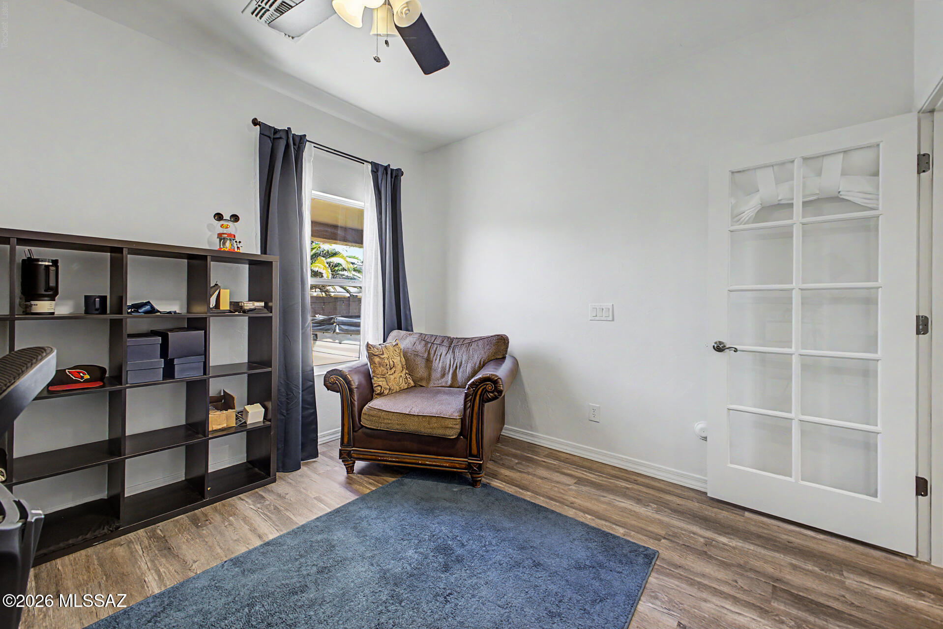 Black Horse (1-411) - Residential