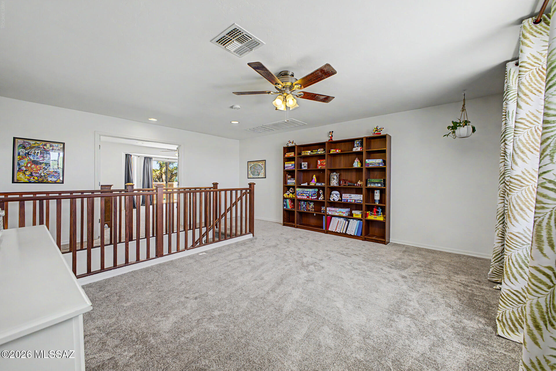 Black Horse (1-411) - Residential