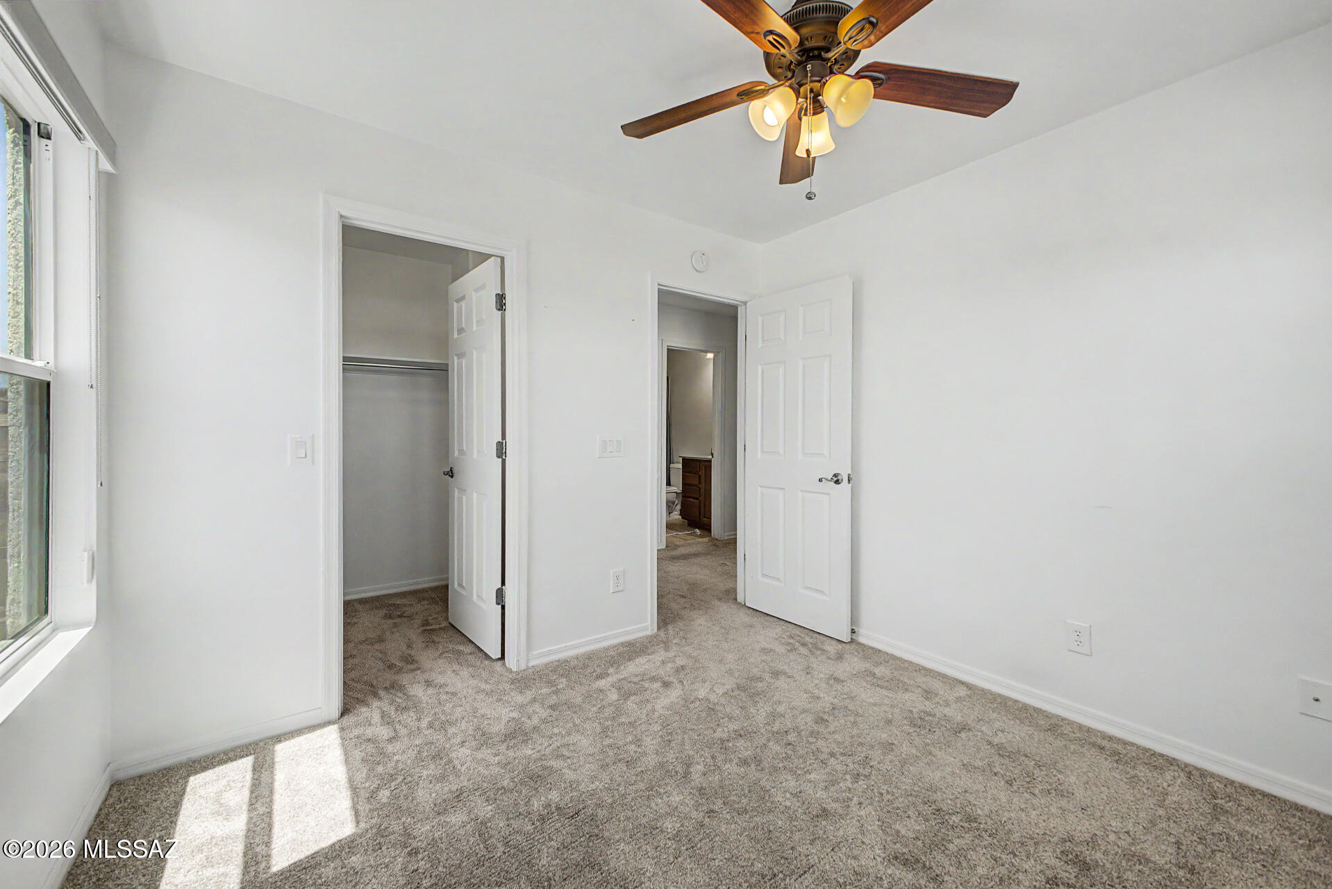 Black Horse (1-411) - Residential
