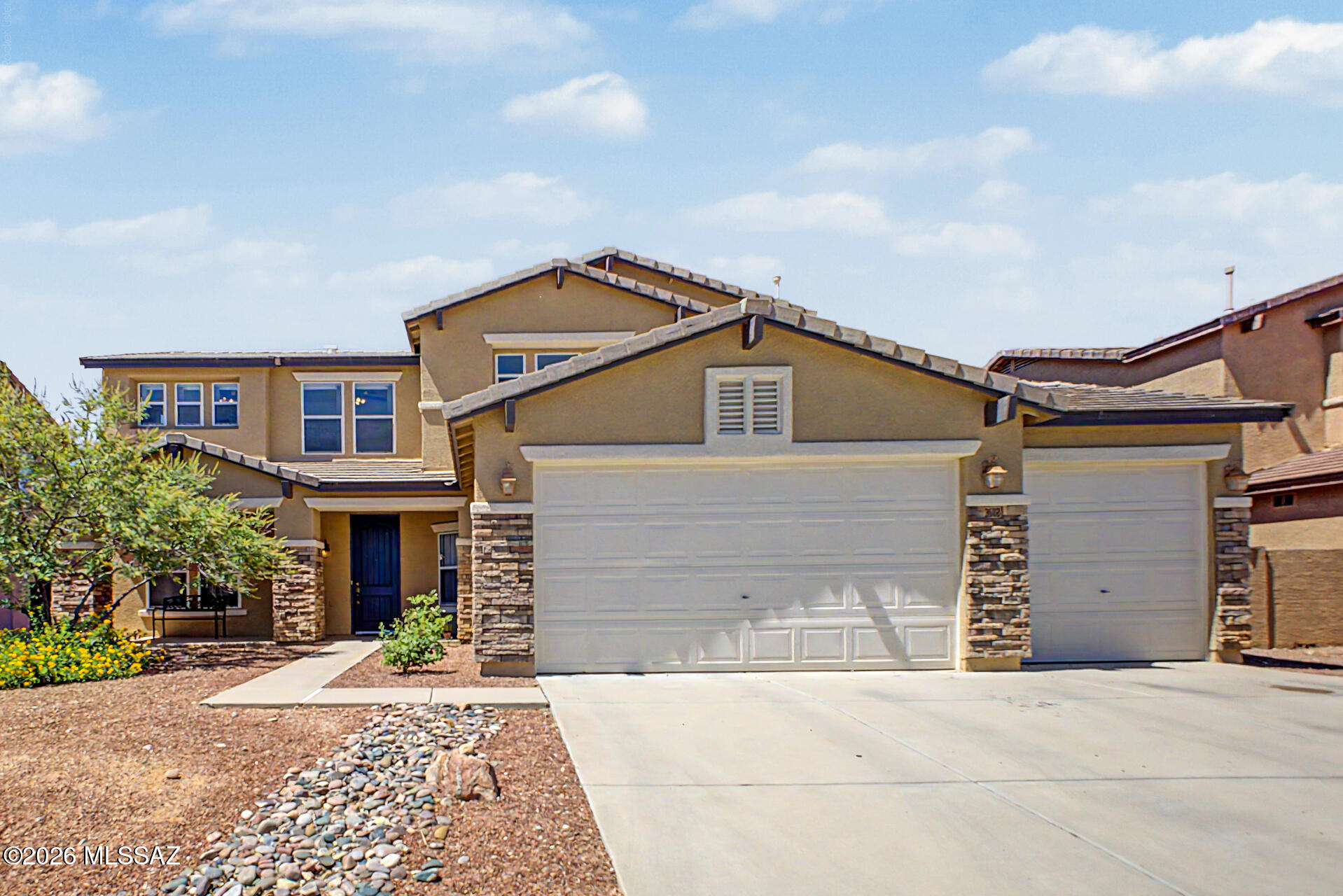 Black Horse (1-411) - Residential