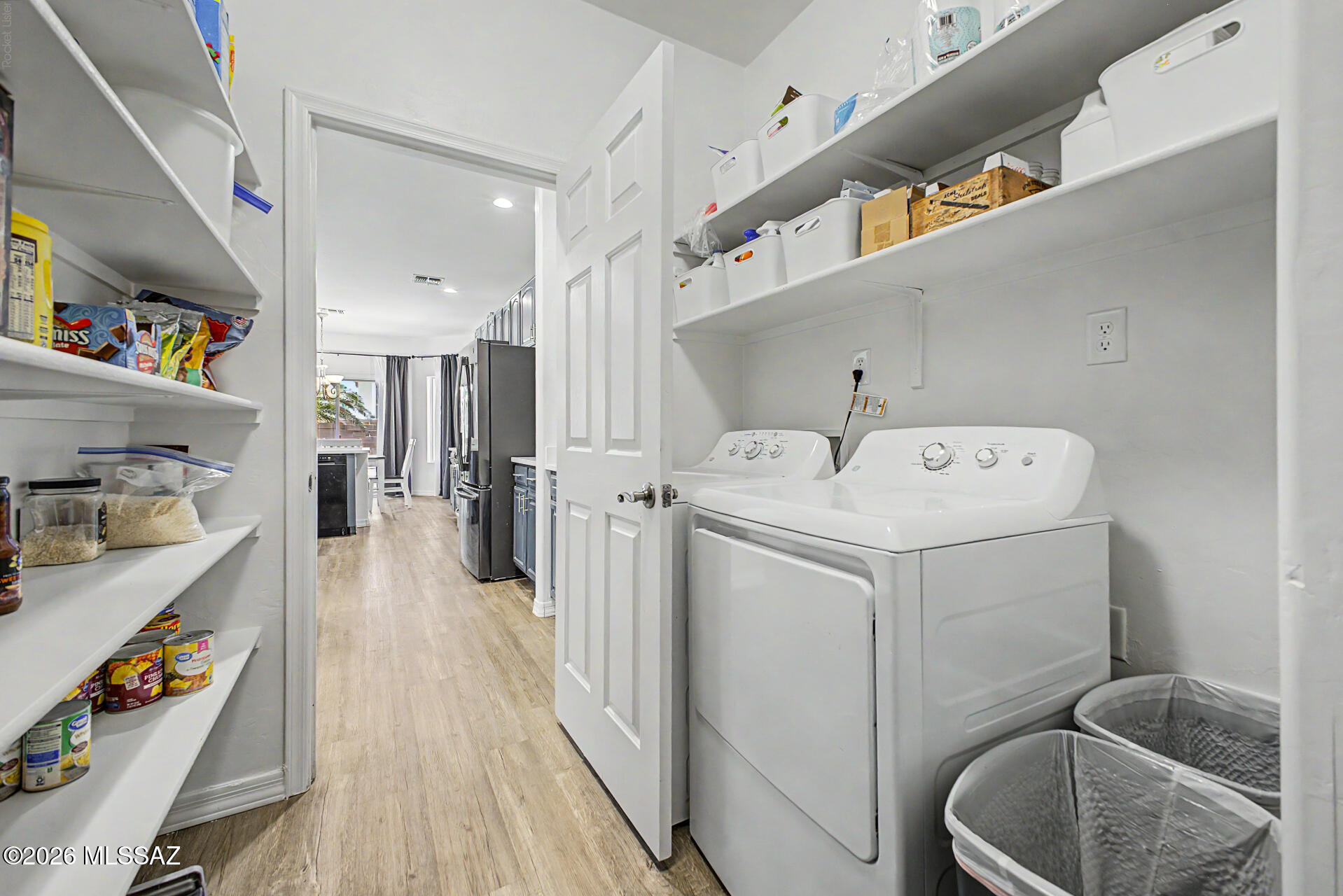 Black Horse (1-411) - Residential
