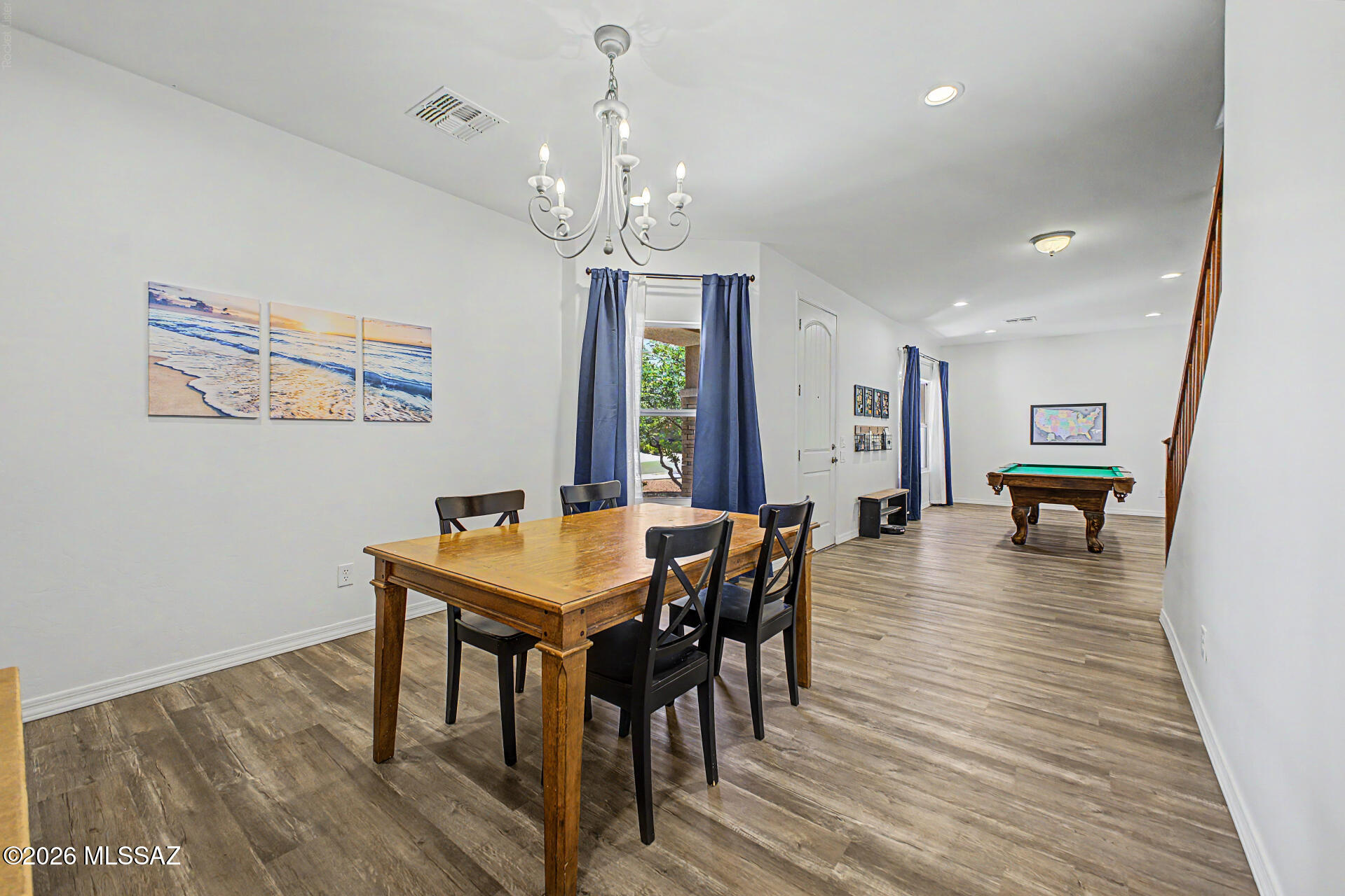 Black Horse (1-411) - Residential
