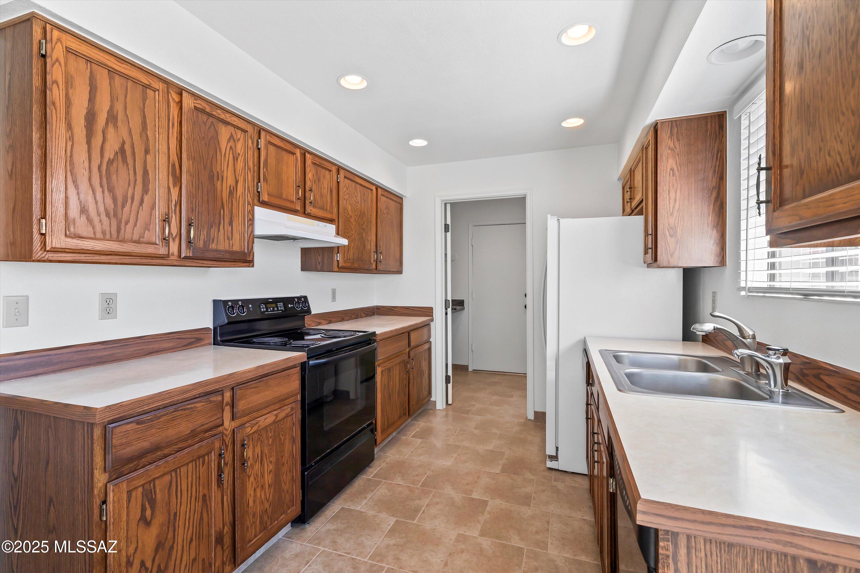 Maguire Place (20-38) - Residential