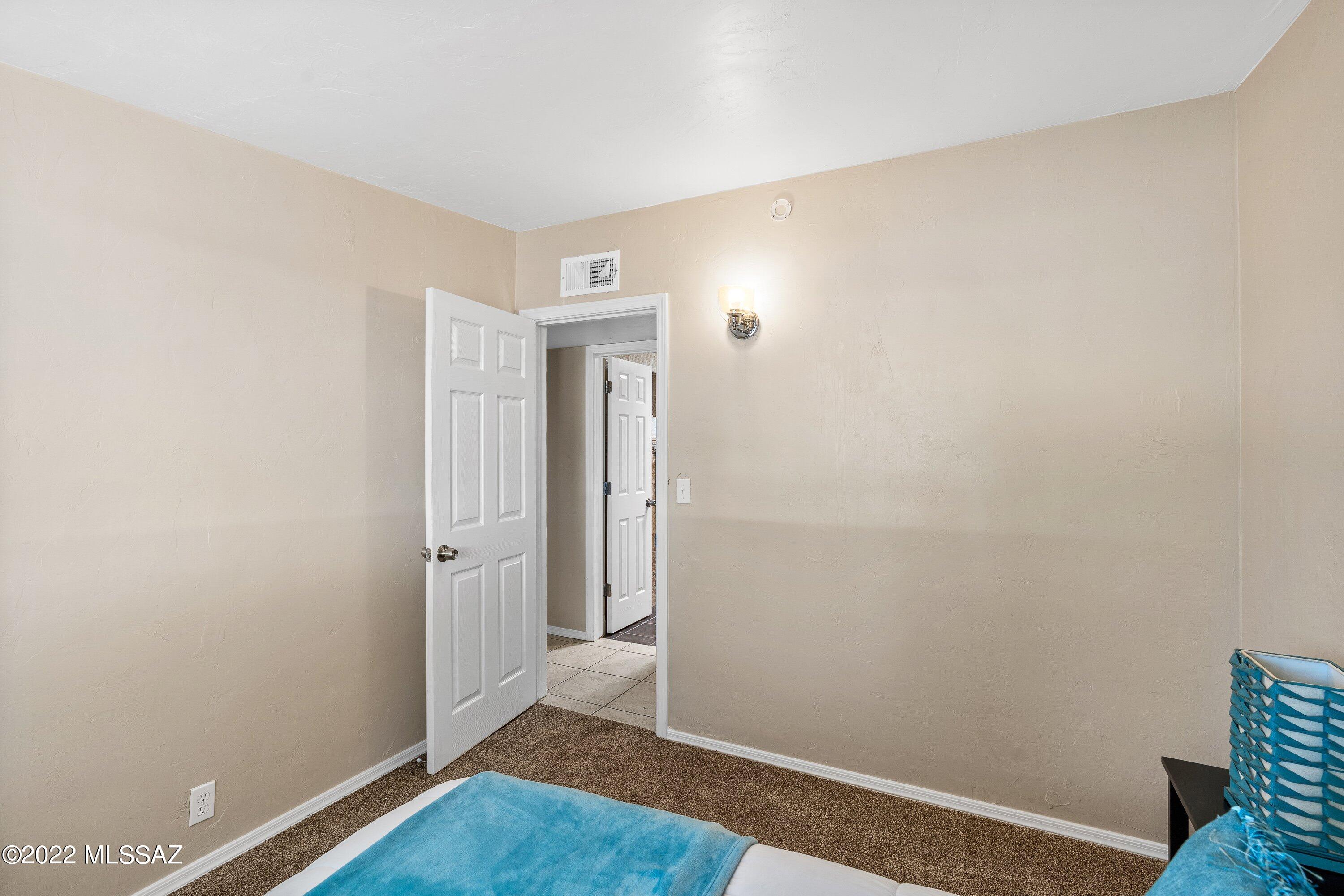 Craycroft Terrace - Residential Lease