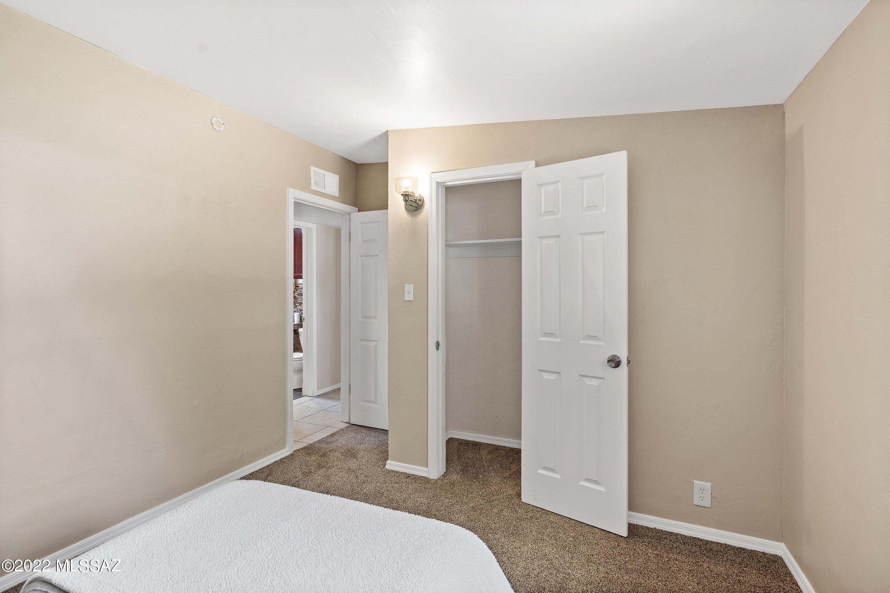 Craycroft Terrace - Residential Lease