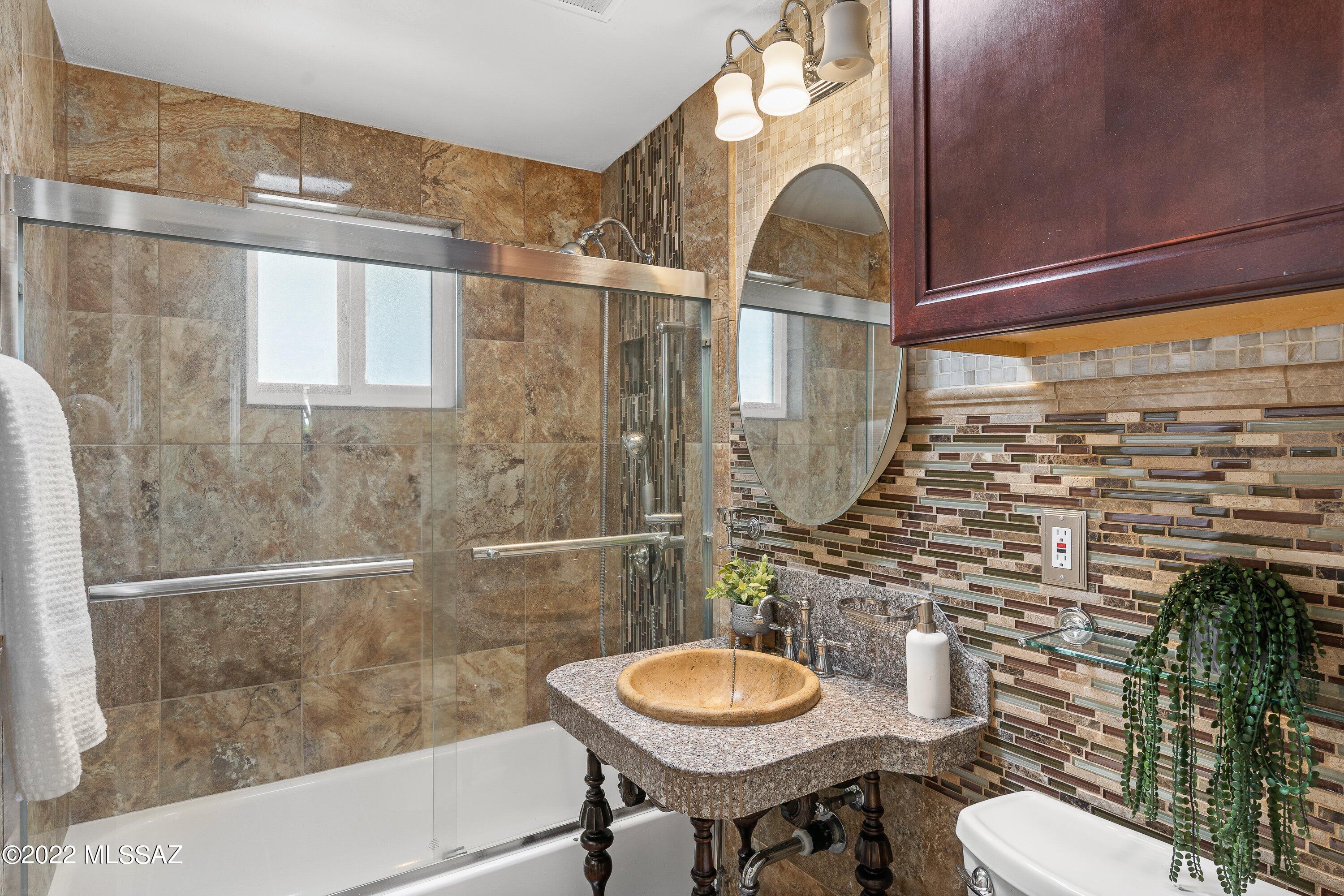 Craycroft Terrace - Residential Lease