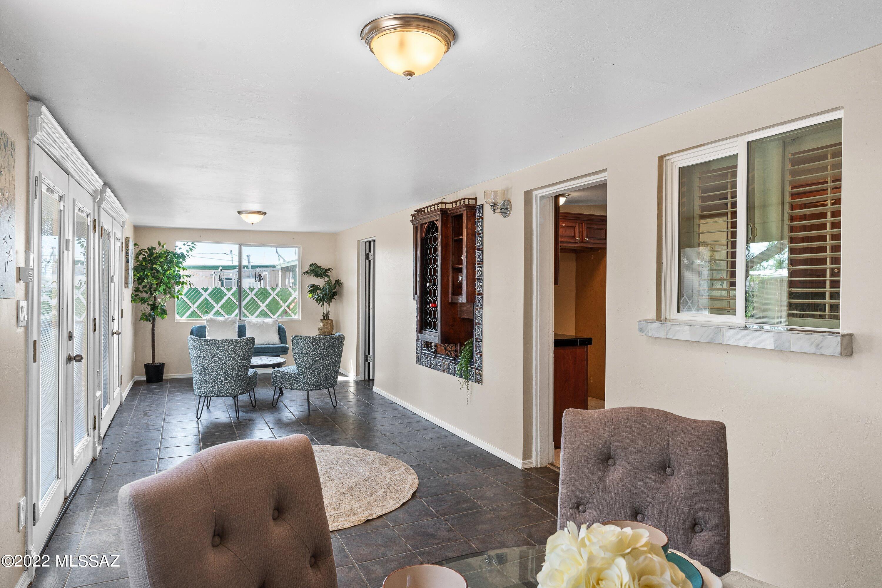 Craycroft Terrace - Residential Lease