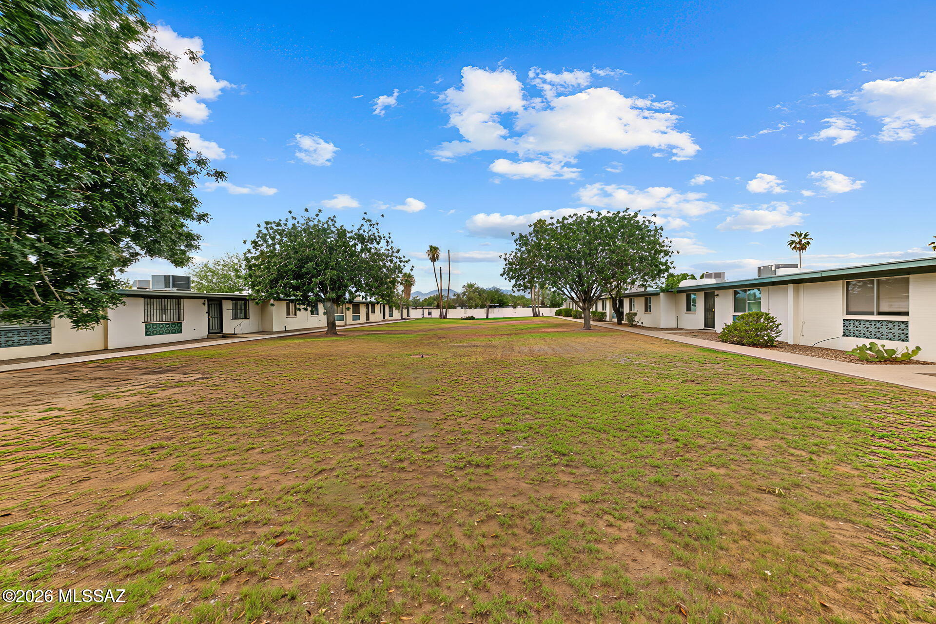 Palm Grove Clusters (186-349, 543) - Residential