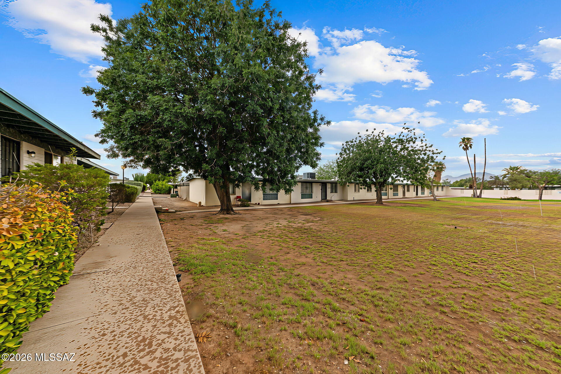 Palm Grove Clusters (186-349, 543) - Residential