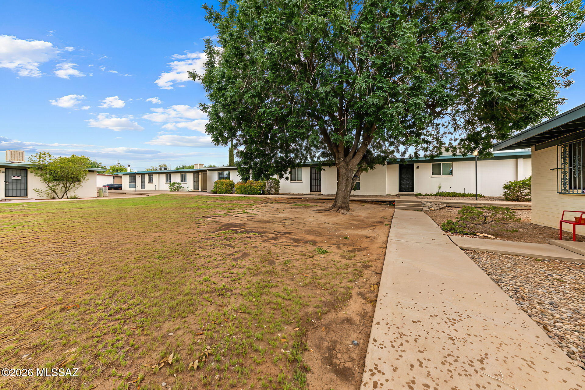 Palm Grove Clusters (186-349, 543) - Residential