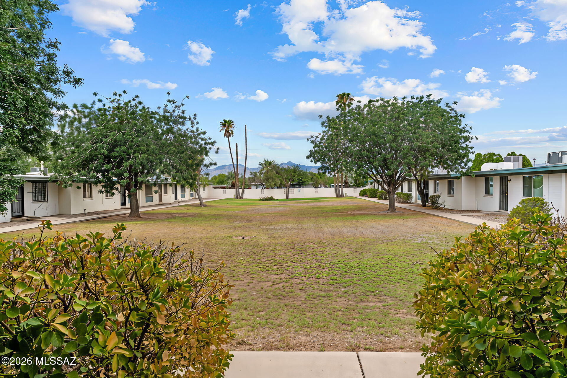 Palm Grove Clusters (186-349, 543) - Residential