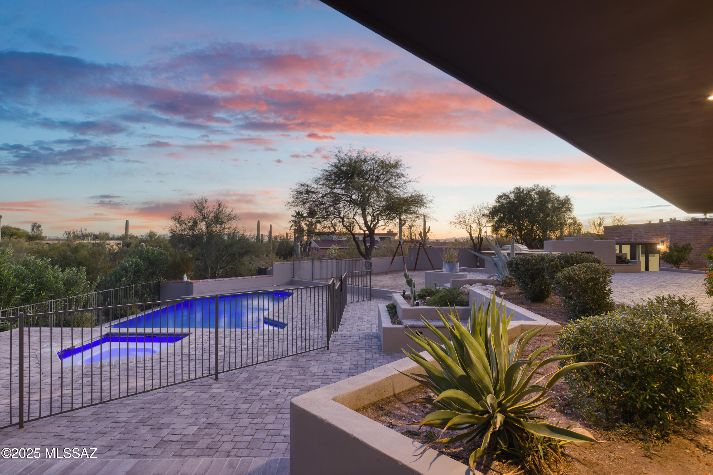 Catalina Foothills Estates NO. 2 - Residential