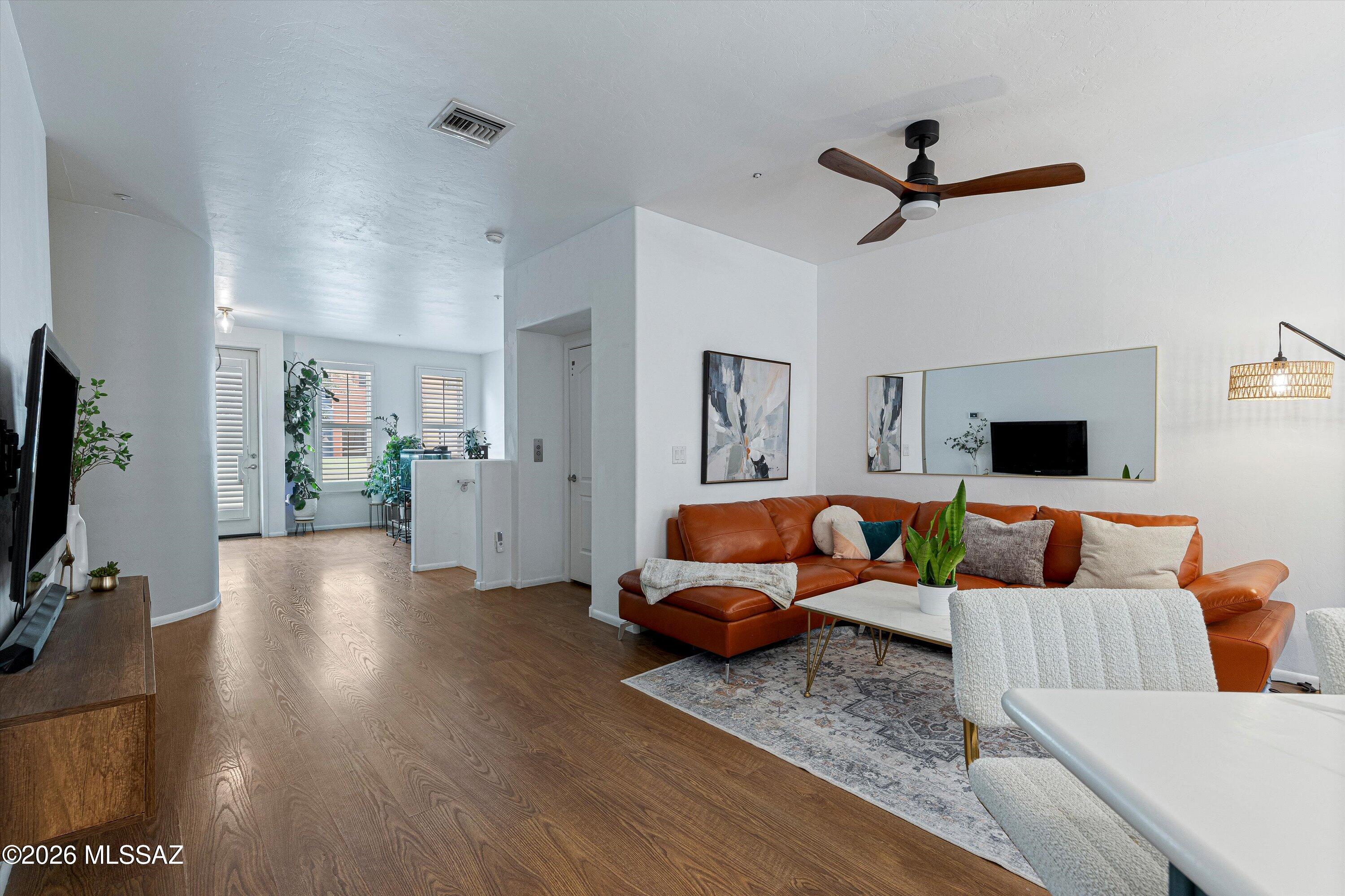River Walk (1-140) - Residential