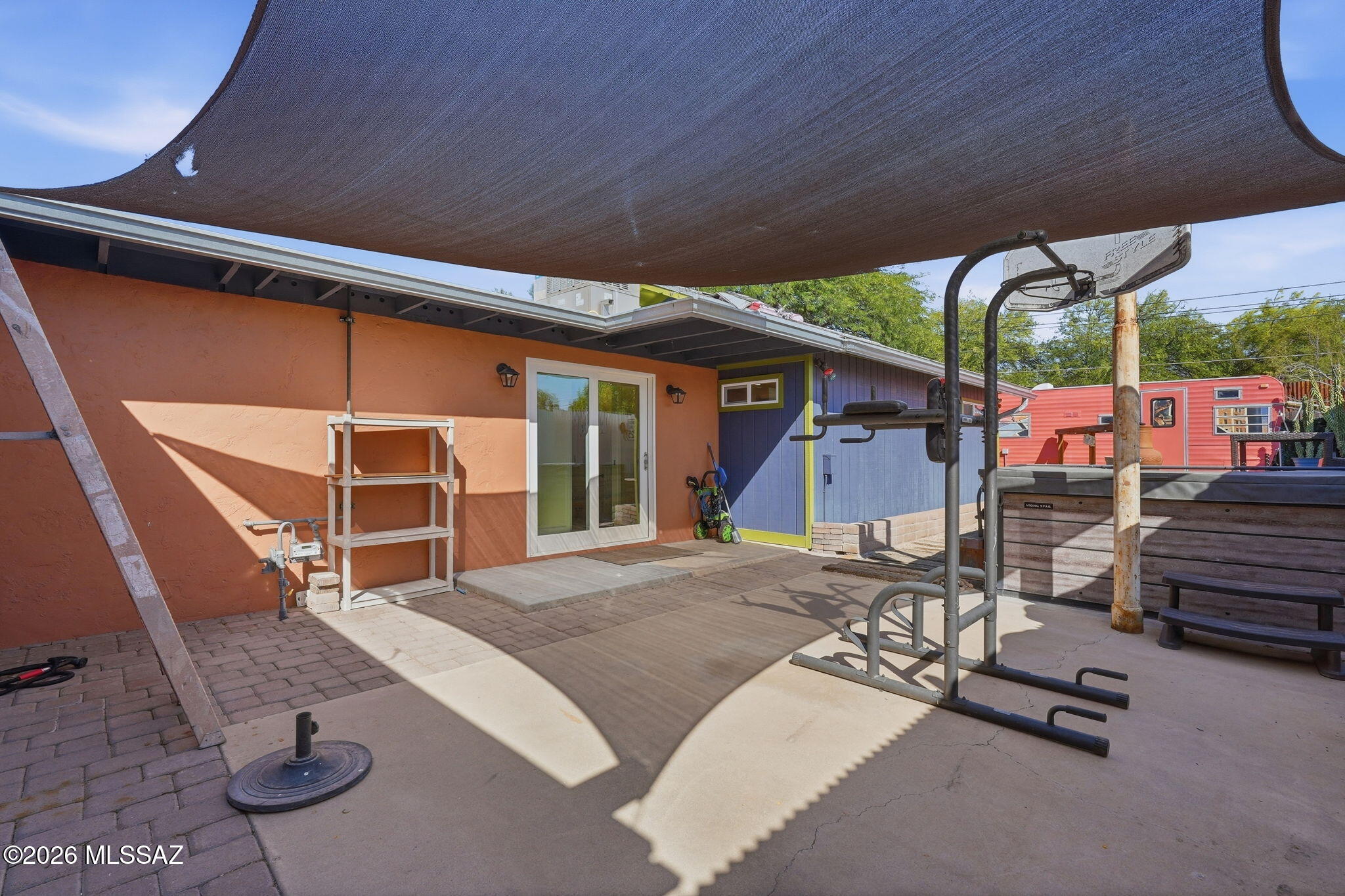Kingston Knolls Terrace - Residential