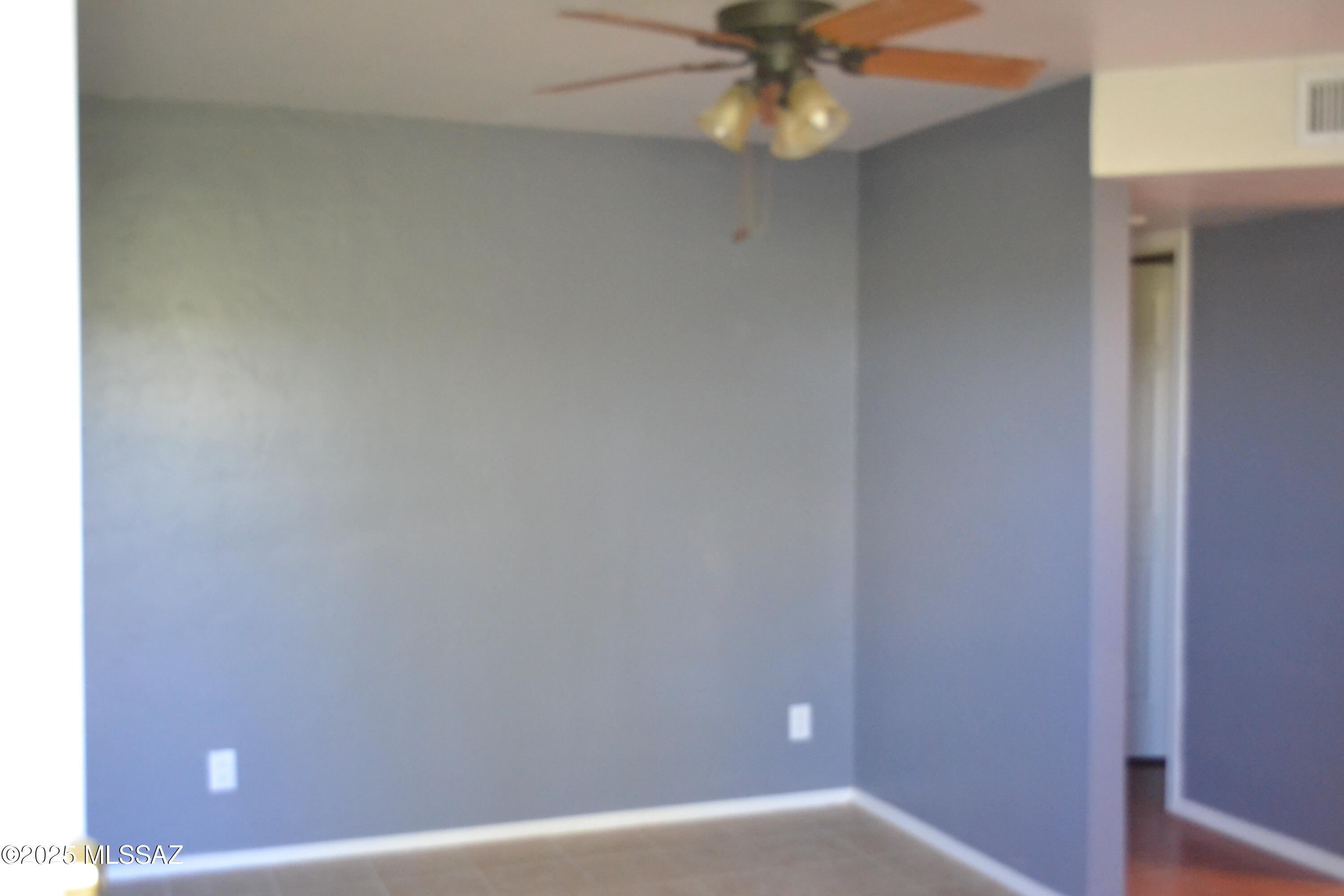 Sierra Madre Condos - Residential Lease