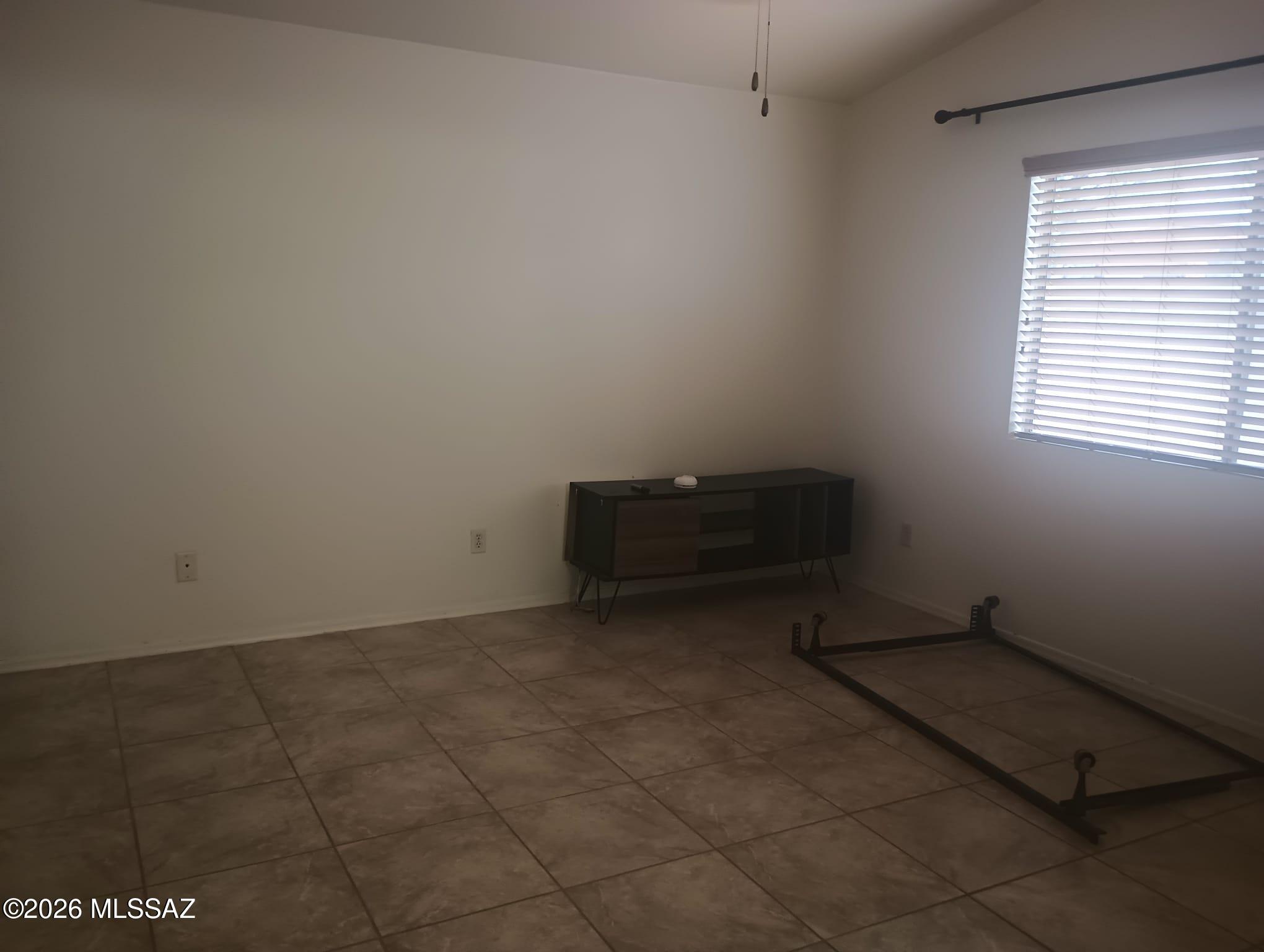 Mona Lisa Heights II - Residential Lease