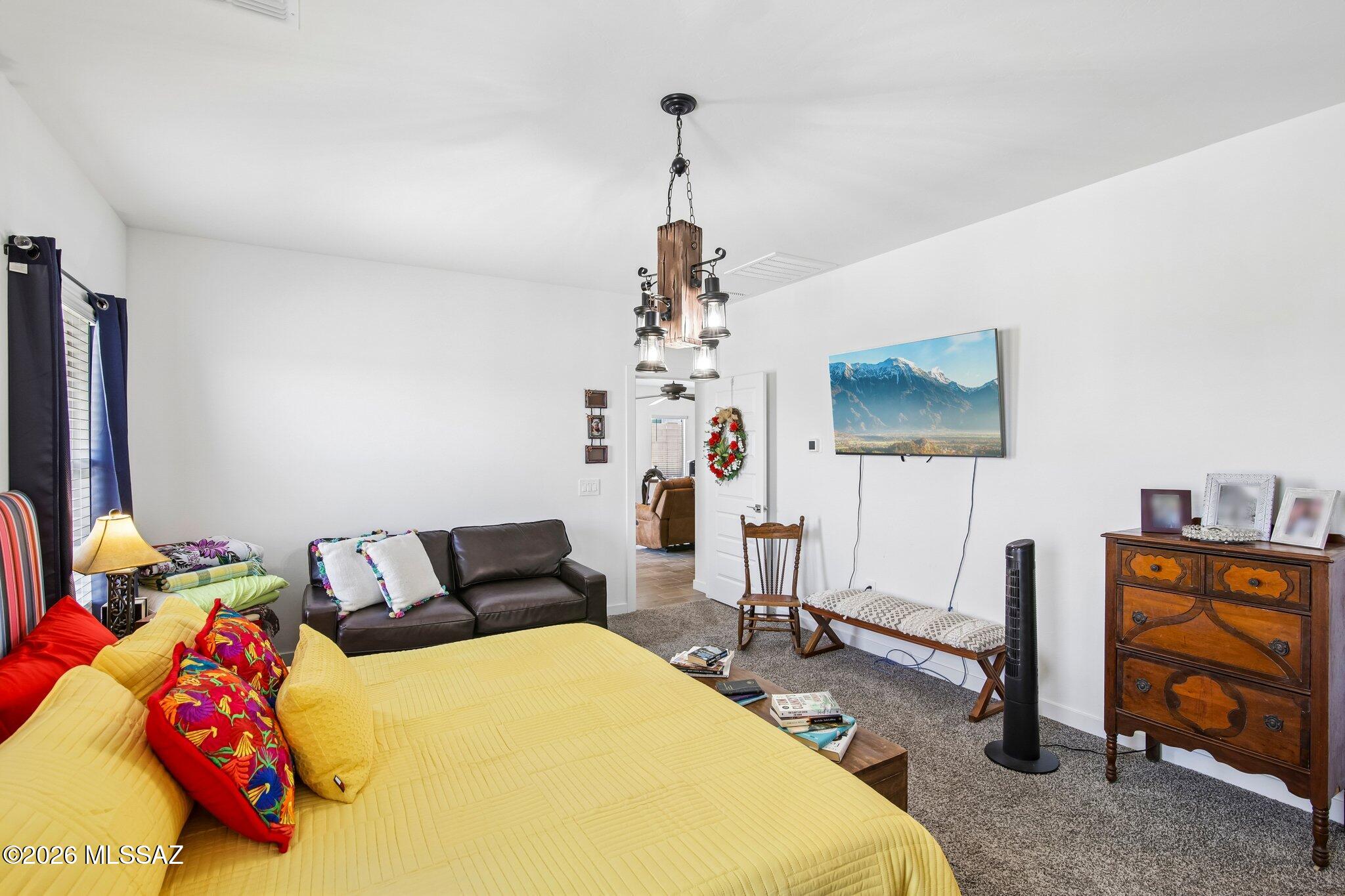 New Tucson Unit NO. 8 (1-455) - Residential Lease