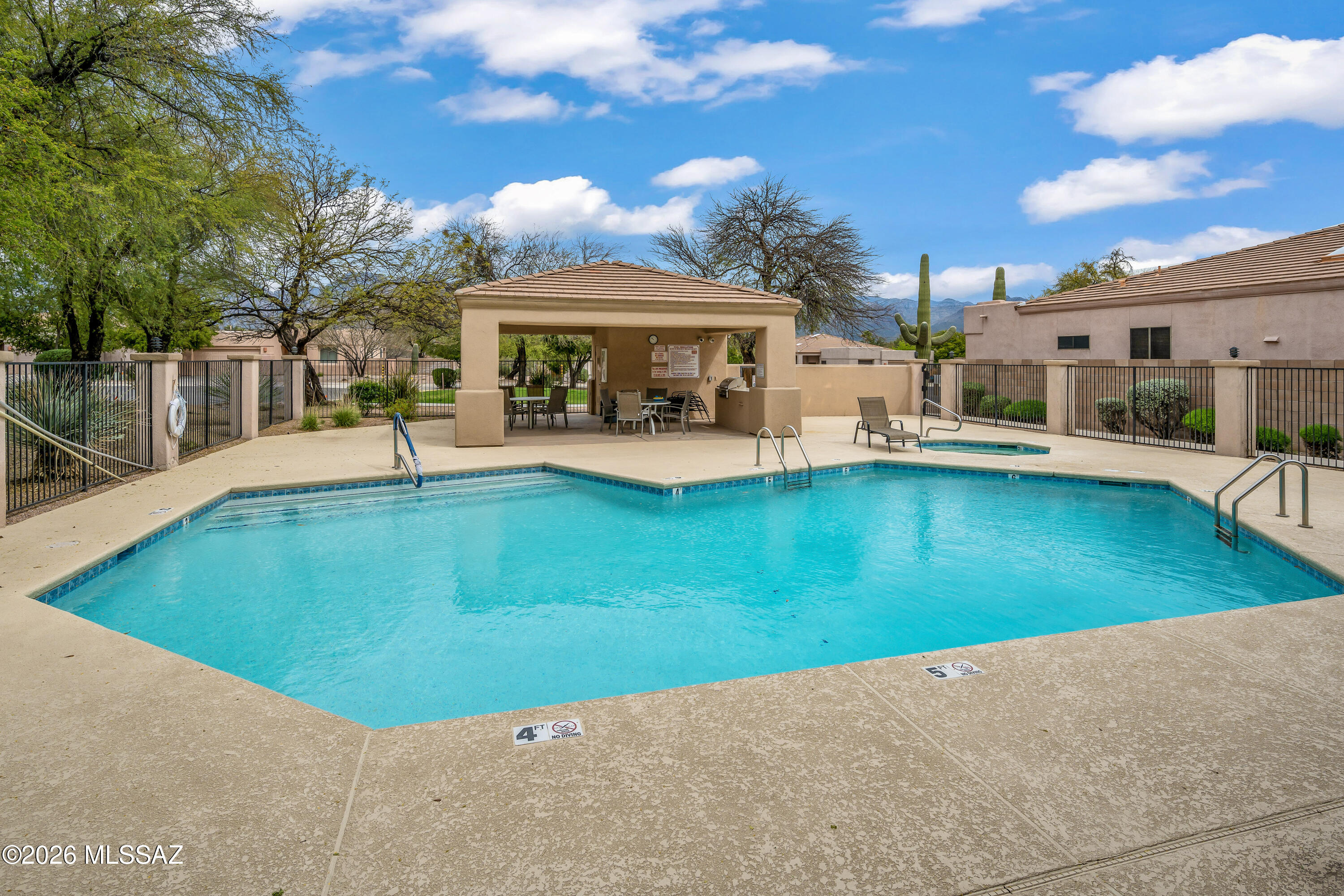 Rancho Esperero (1-343) - Residential