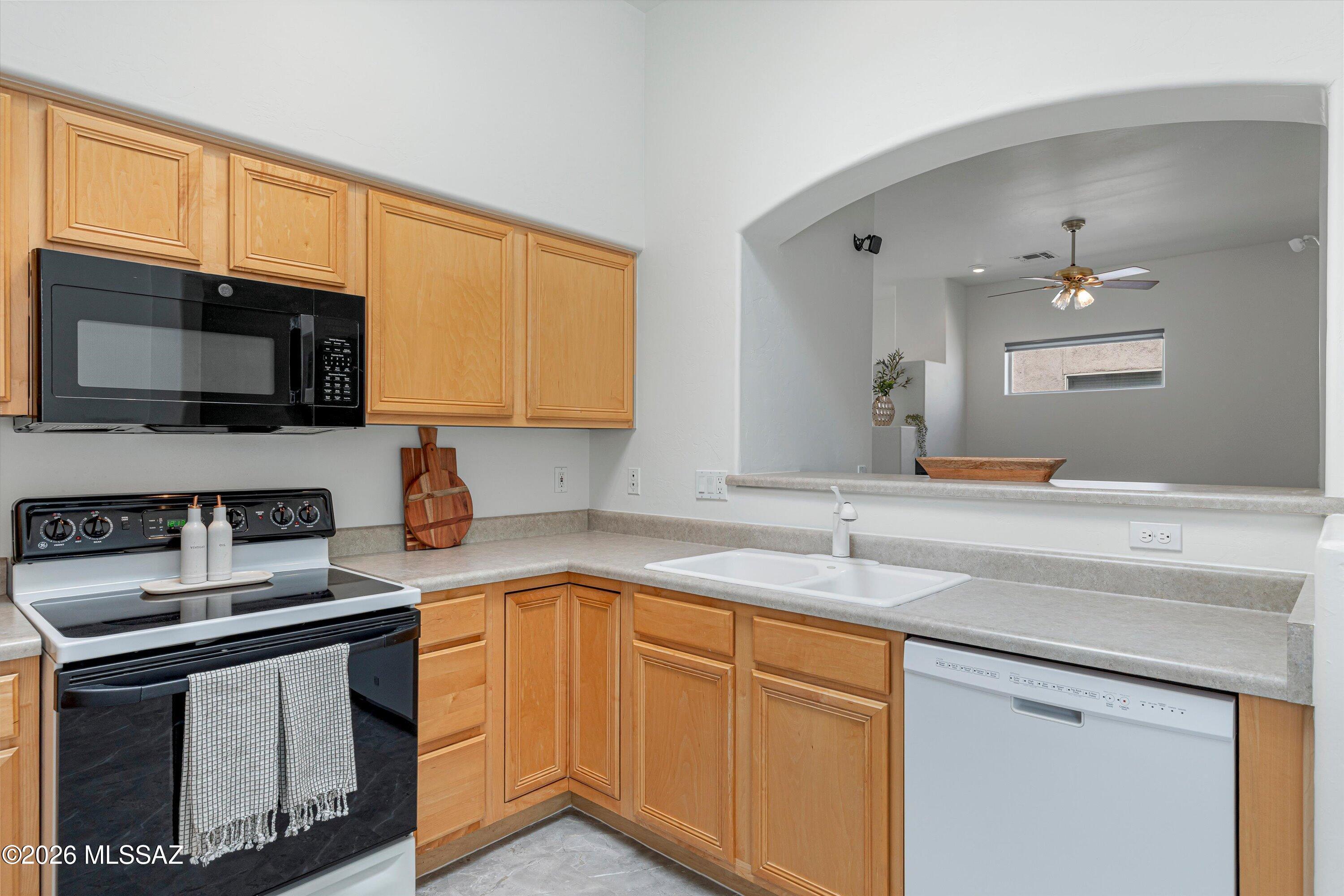 Rancho Esperero (1-343) - Residential